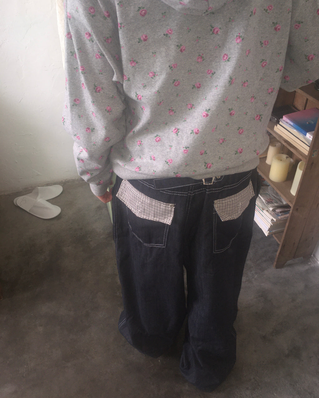 checked cinch back pants (navy)