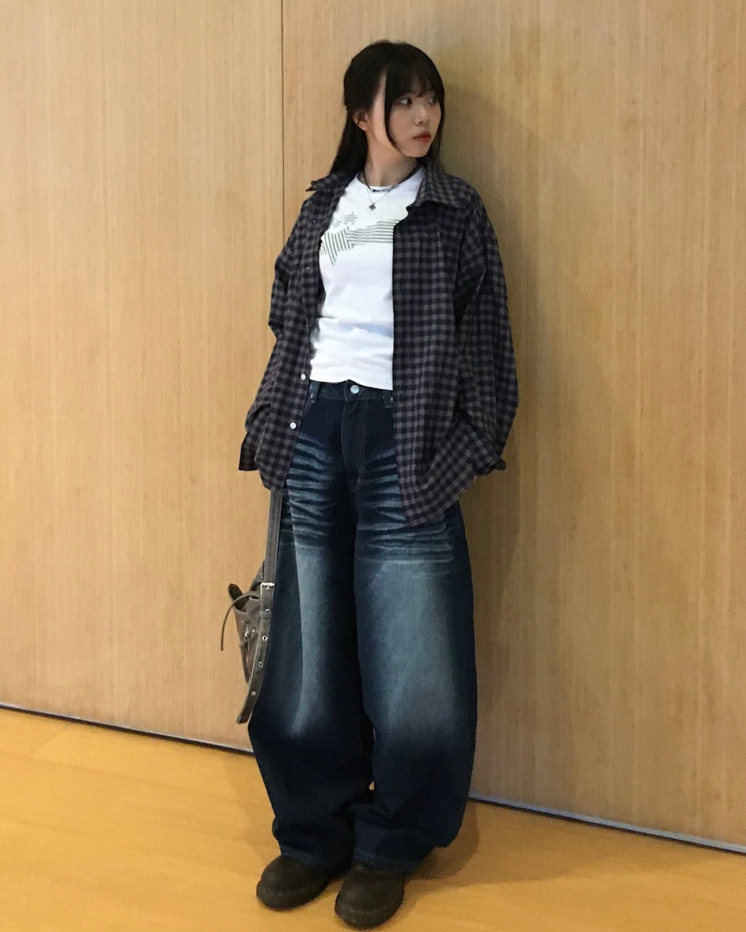 (in stock) simple smoke wide jeans
