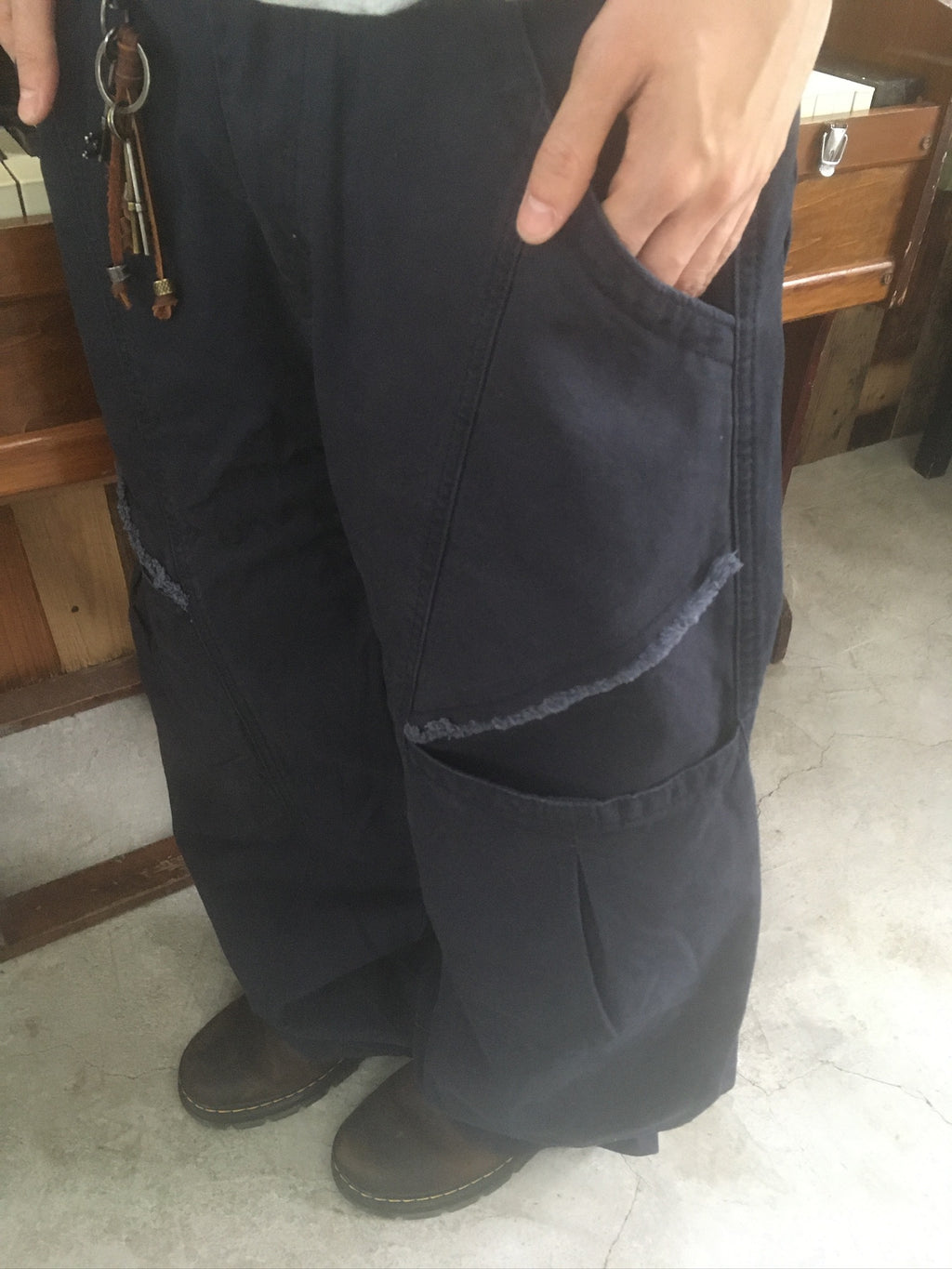 hem button cargo pants (navy)