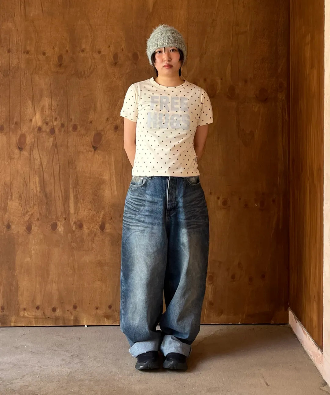 【𝘱𝘳𝘦-𝘰𝘳𝘥𝘦𝘳】SCULPTOR Free Hugs Tee Raw