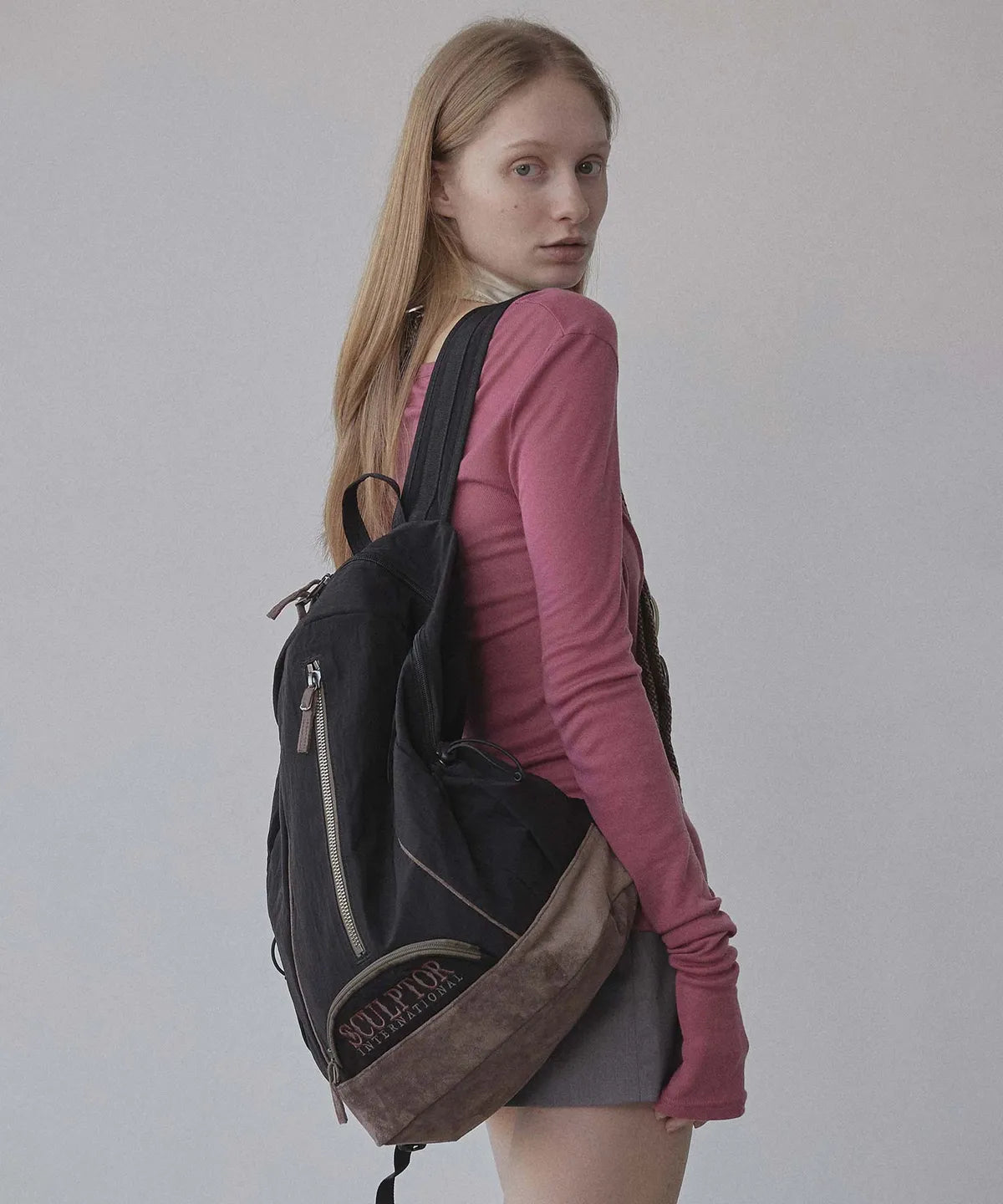 【𝘱𝘳𝘦-𝘰𝘳𝘥𝘦𝘳】SCULPTOR Oldschool Slouchy Backpack Black