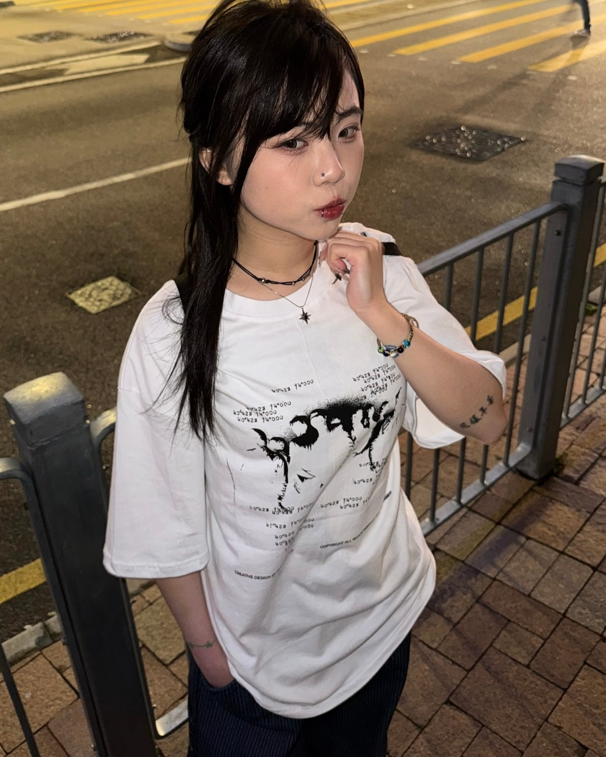 (in stock) bucket tee (burgundy)
