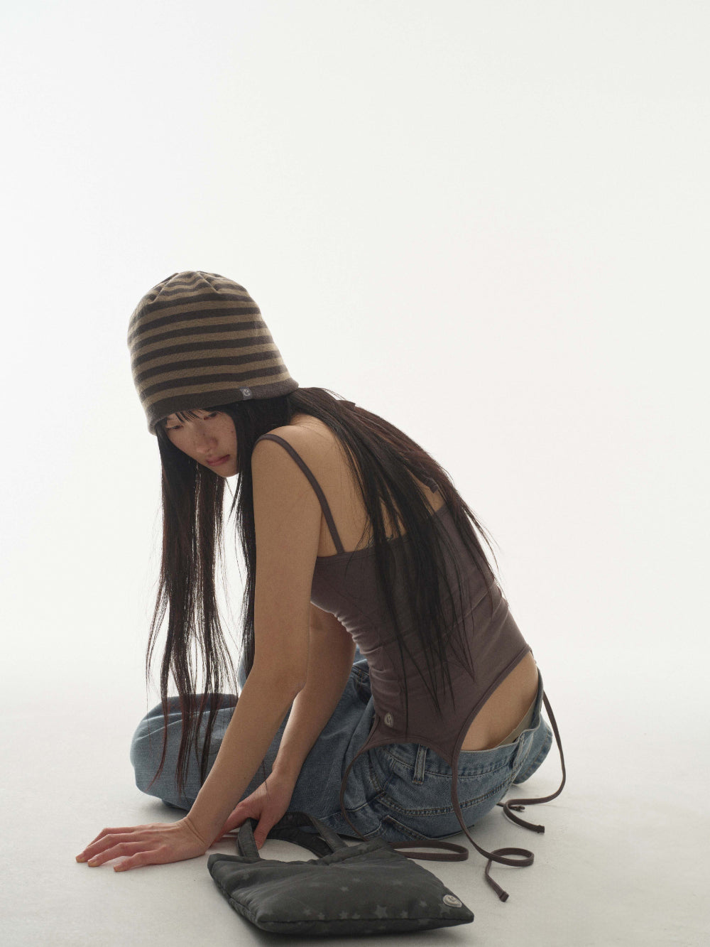 ✪【𝘱𝘳𝘦-𝘰𝘳𝘥𝘦𝘳】coyseio halter strap sleeveless (charcoal)