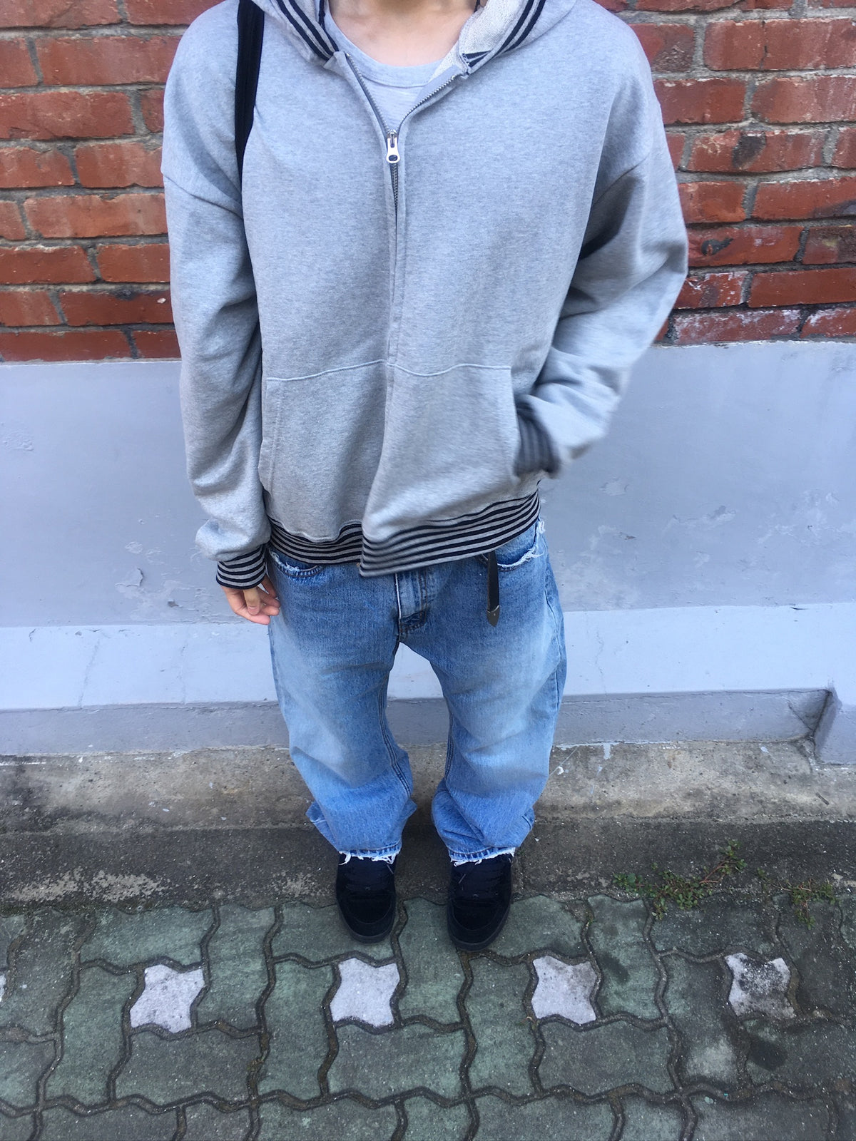 stripe trim hoodie zip up (grey)