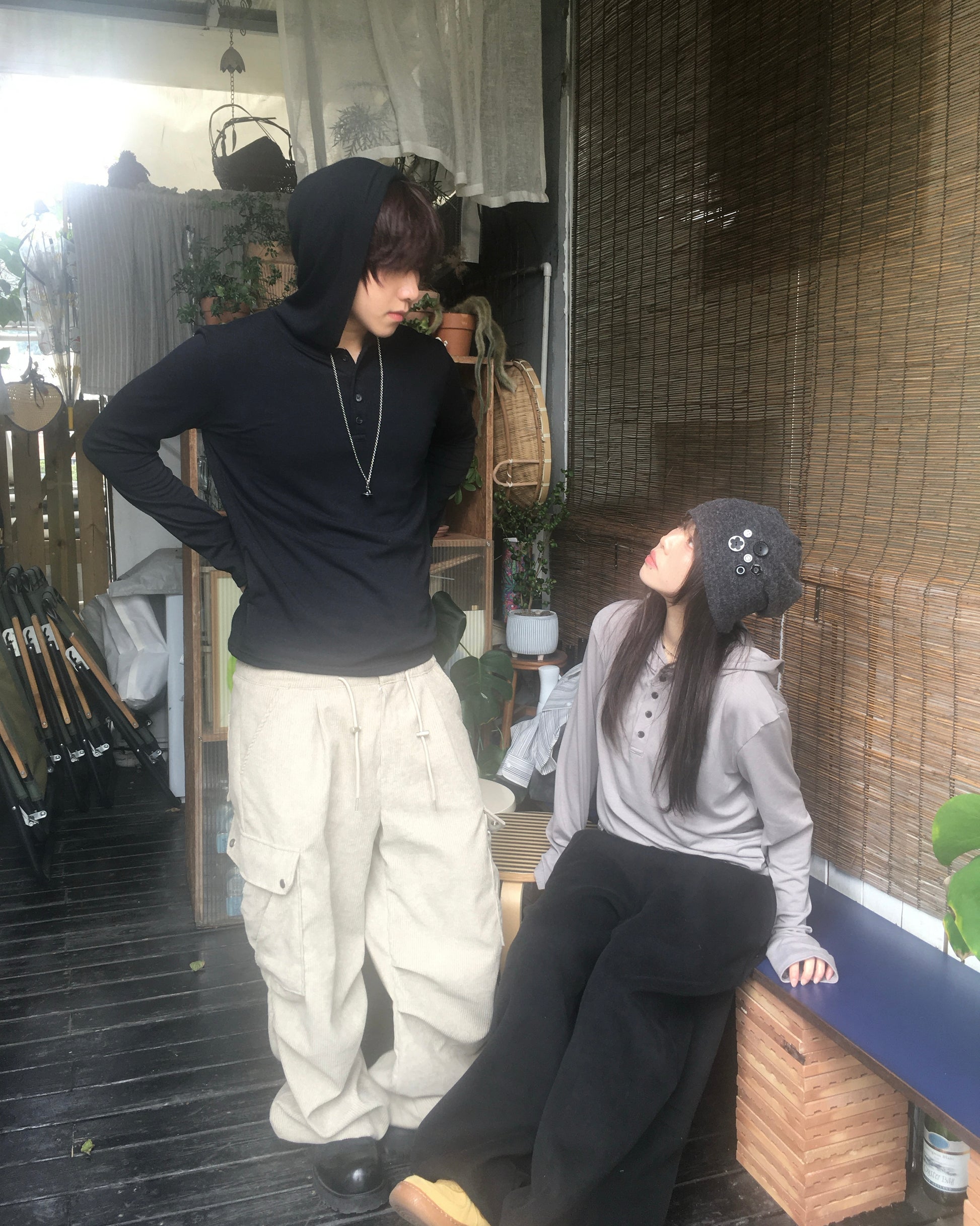 corduroy cargo pants (beige)