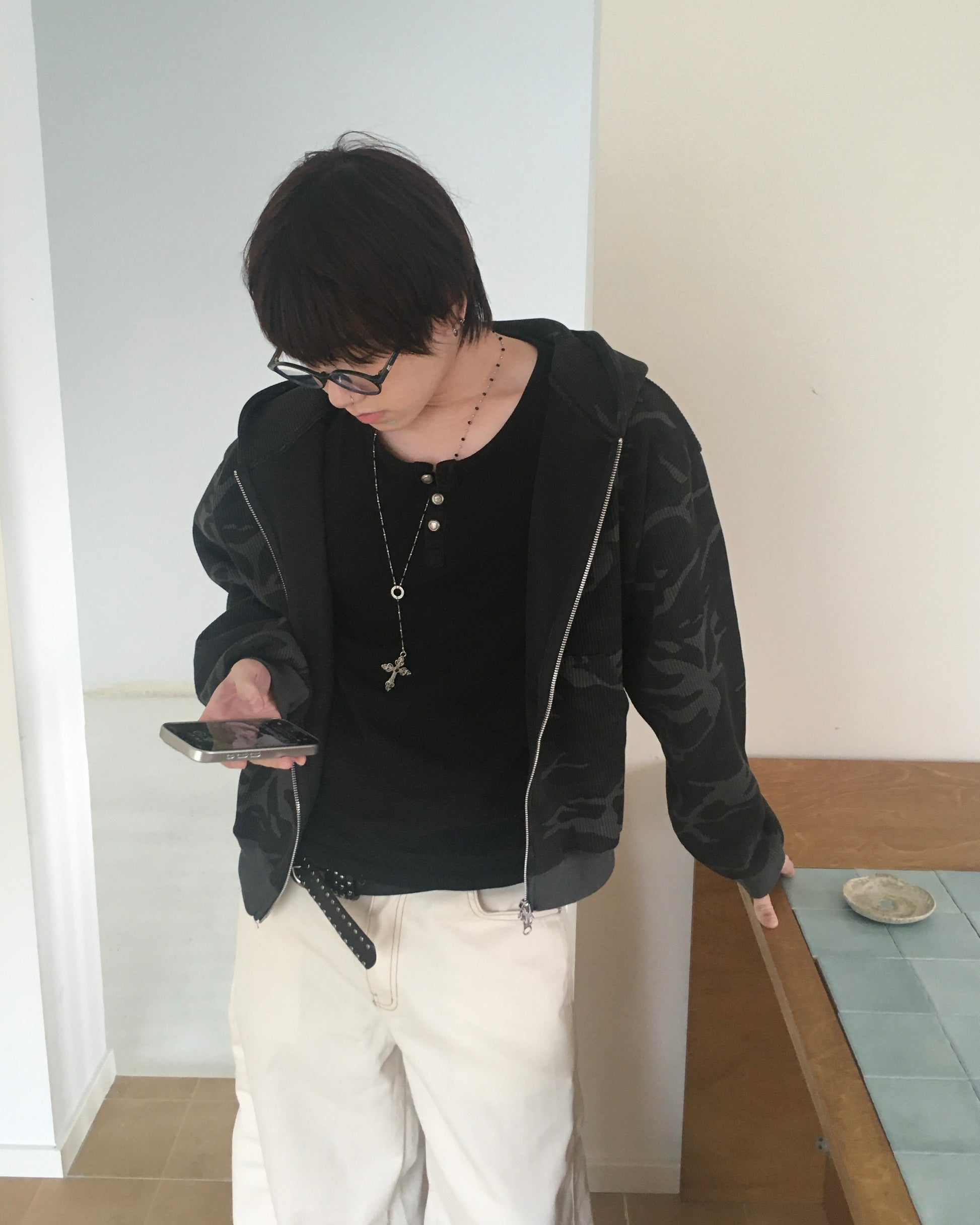 camo waffle zip-up hoodie (charcoal)