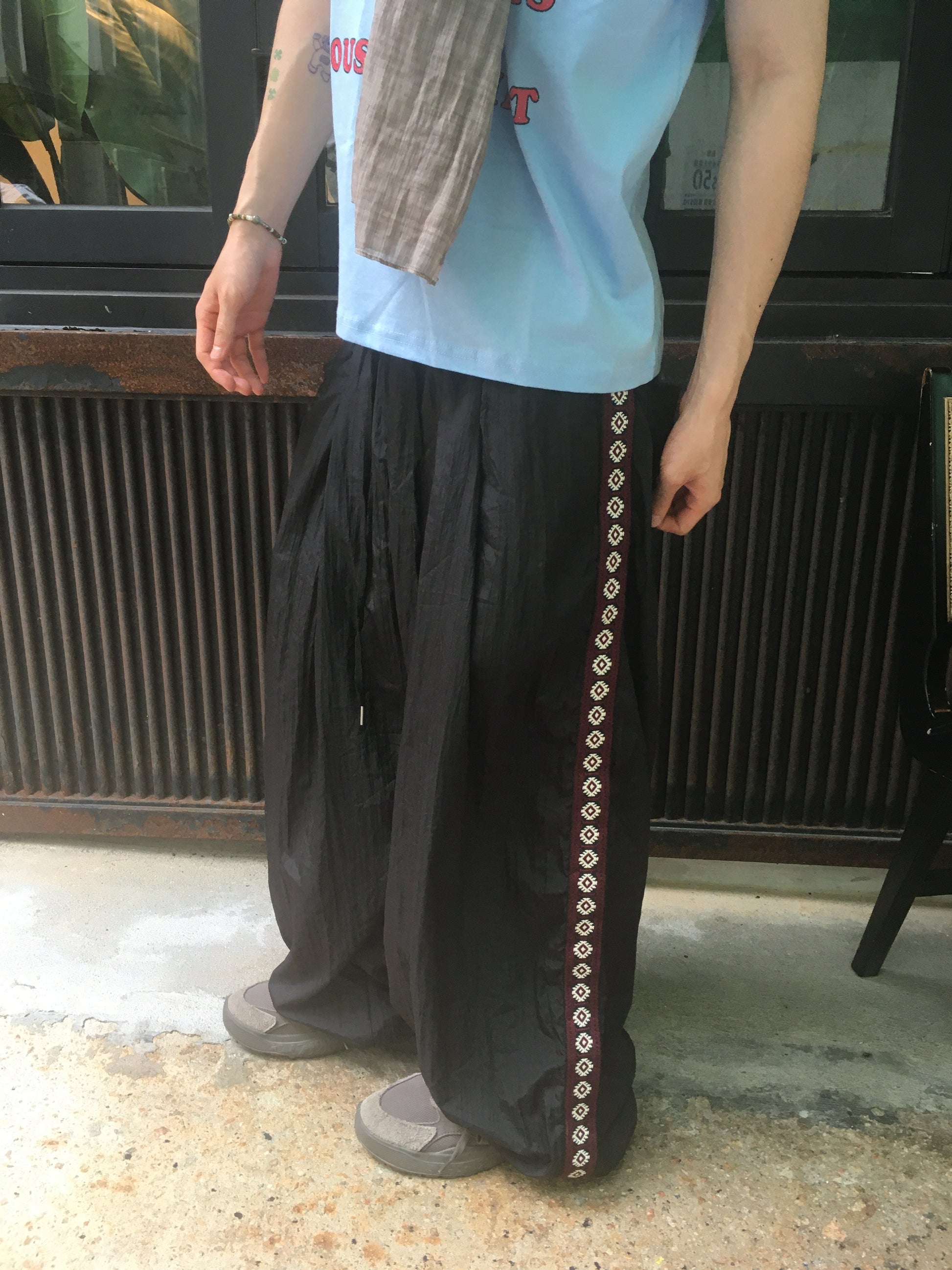 side sun nylon pants (black)
