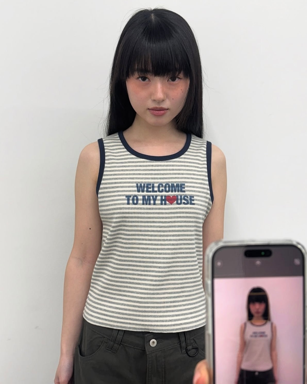 AEAE WELCOME TO MY HOUSE SLEEVELESS (GREY)