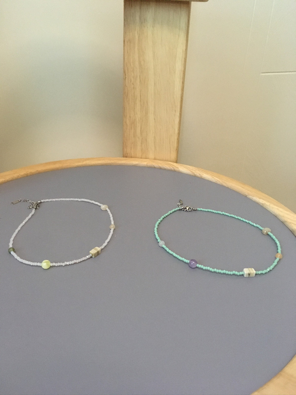 stone beaded necklace (mint)