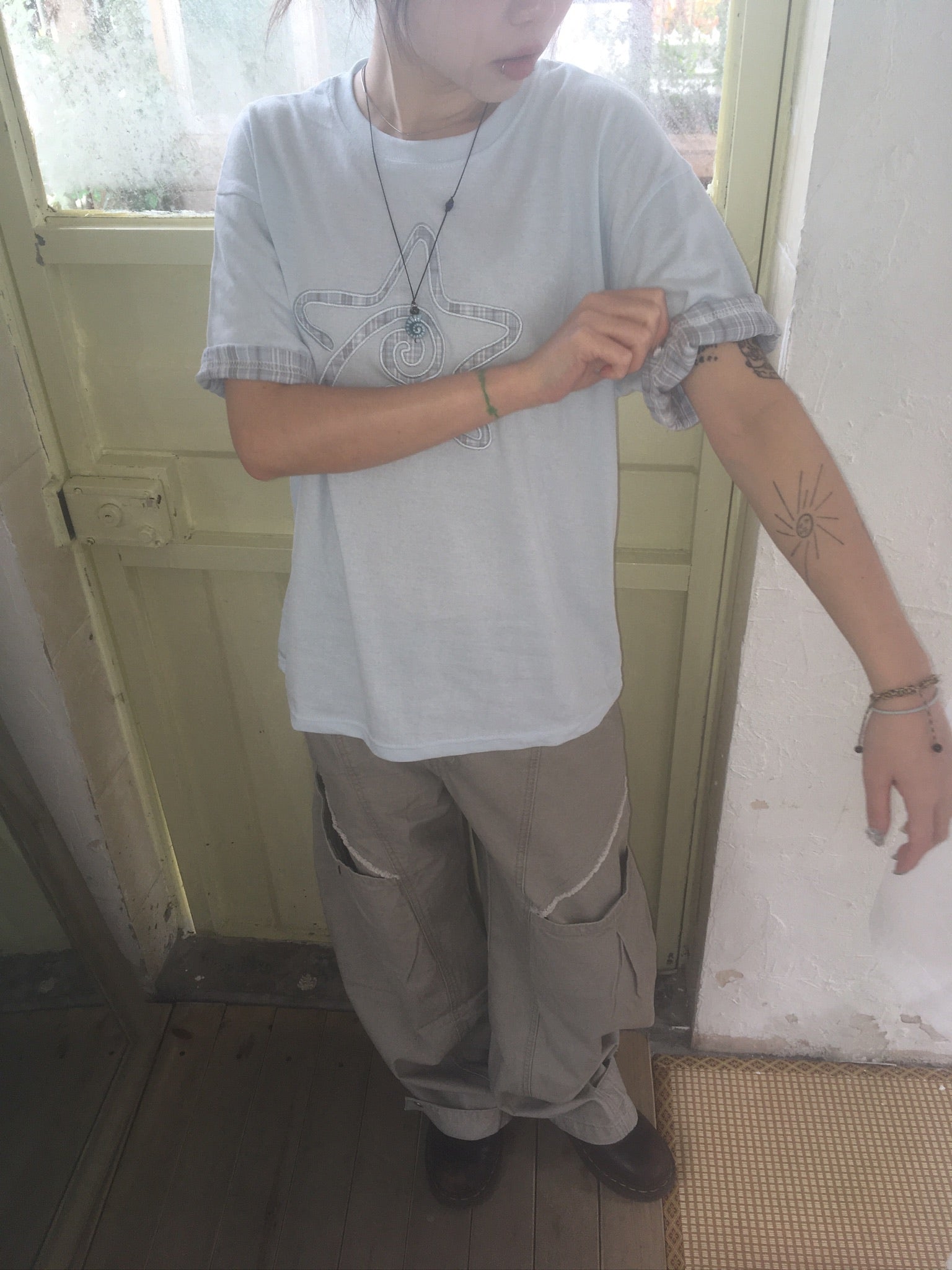 (★BEST) check star roll-up tee (sky blue)