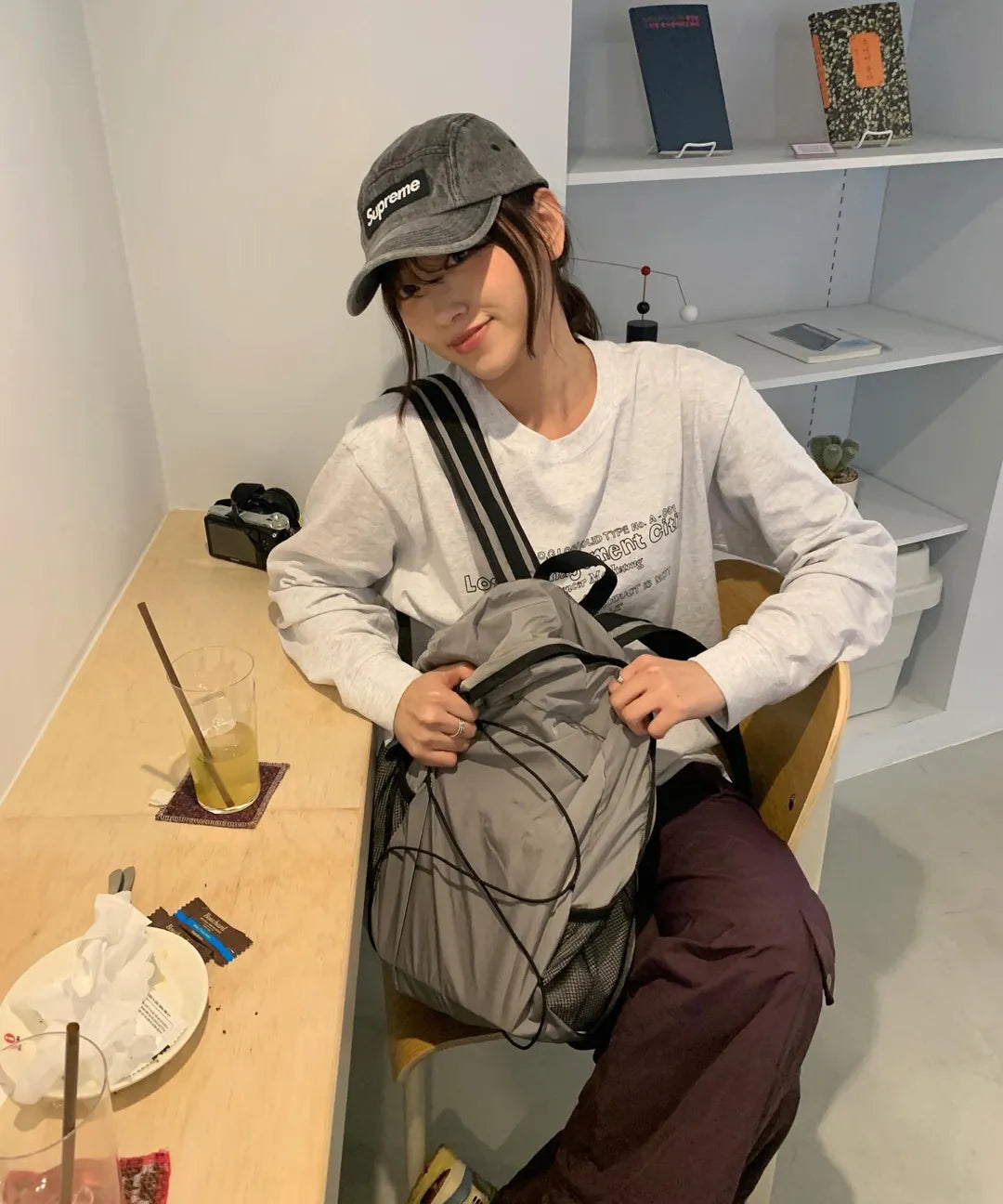 【𝘱𝘳𝘦-𝘰𝘳𝘥𝘦𝘳】LMC OVAL GLOBE STRING BACKPACK