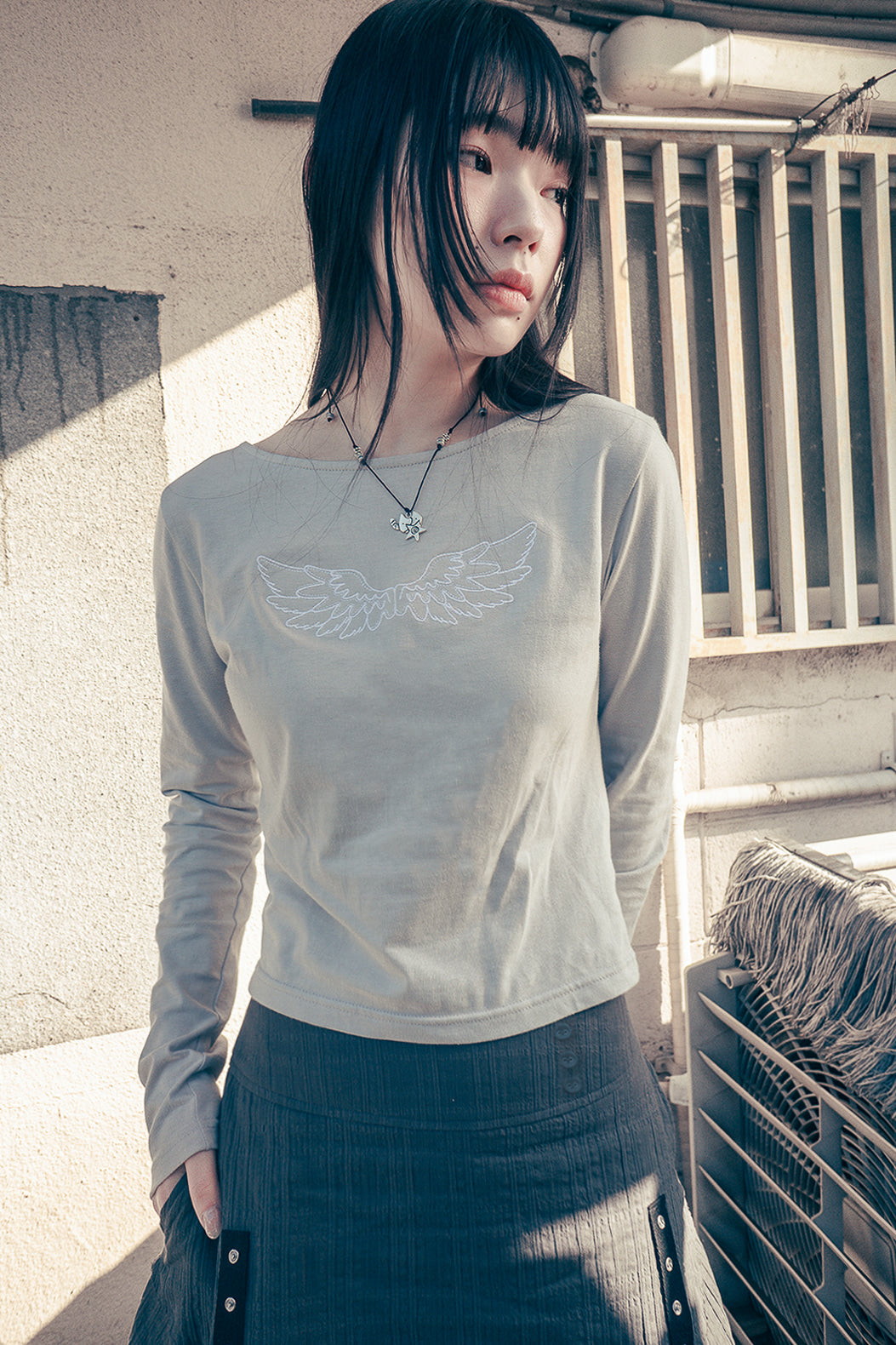 HUGYOURSKIN ANGEL WING TOP (GREY)