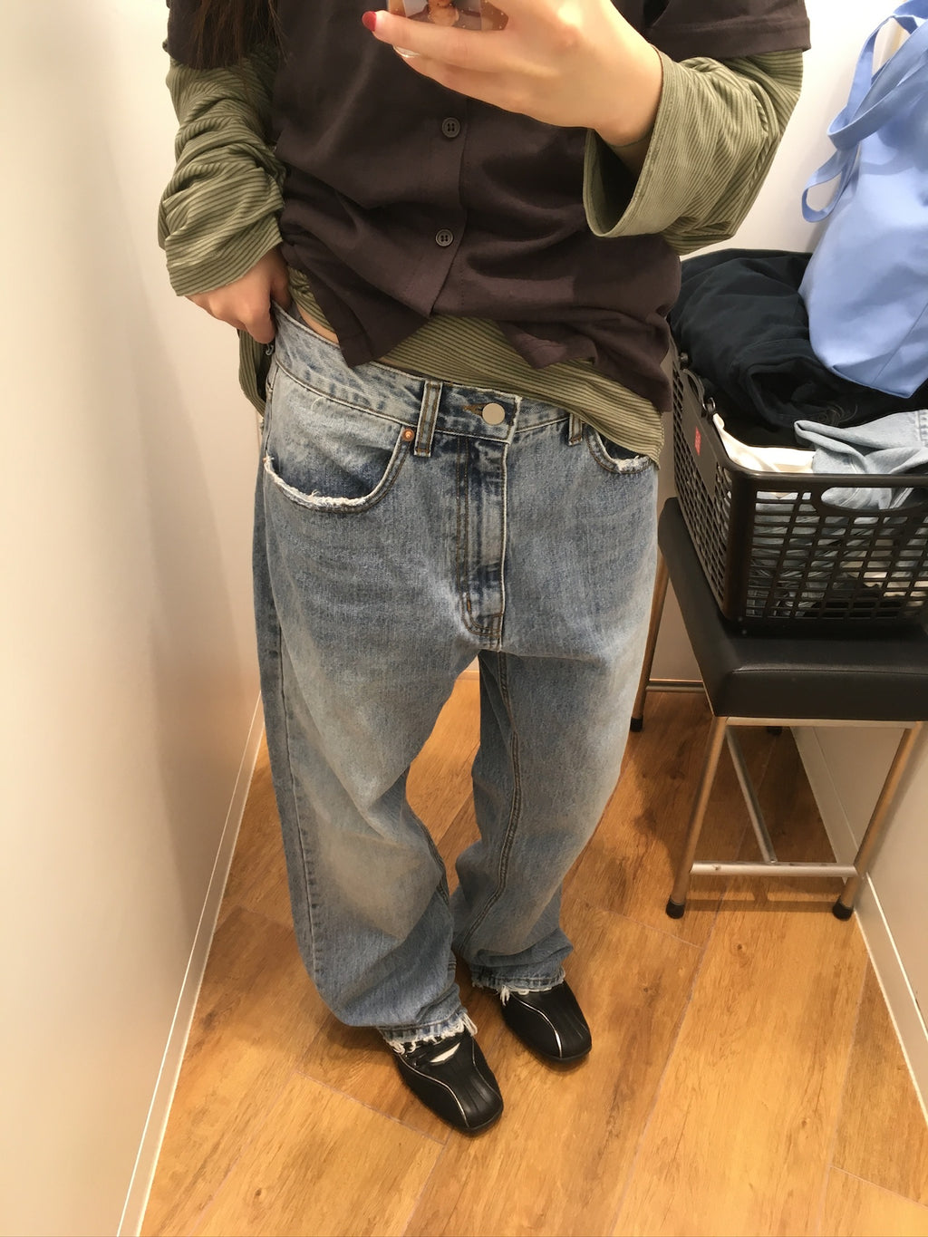 frayed hem flare jeans