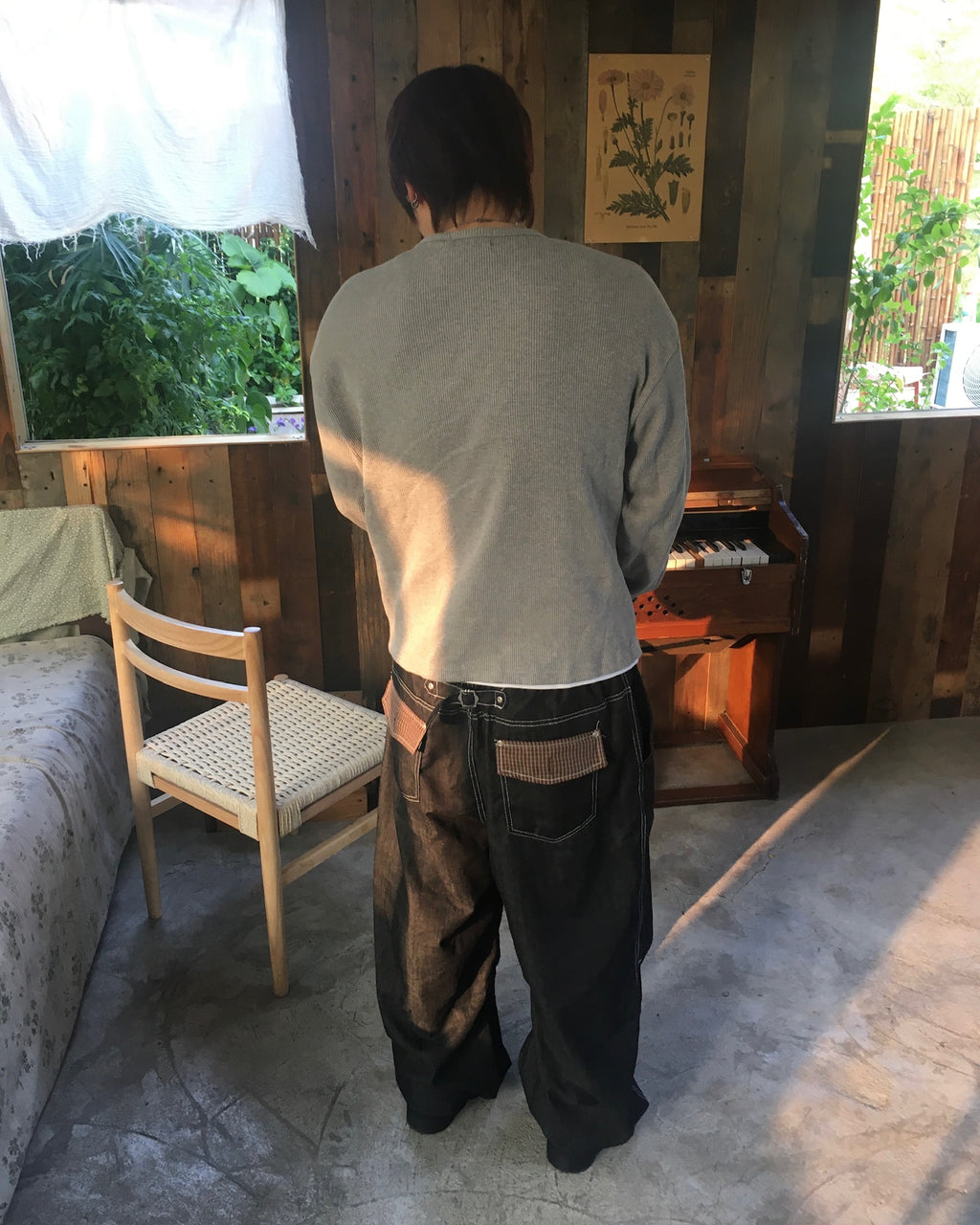 checked cinch back pants (black)