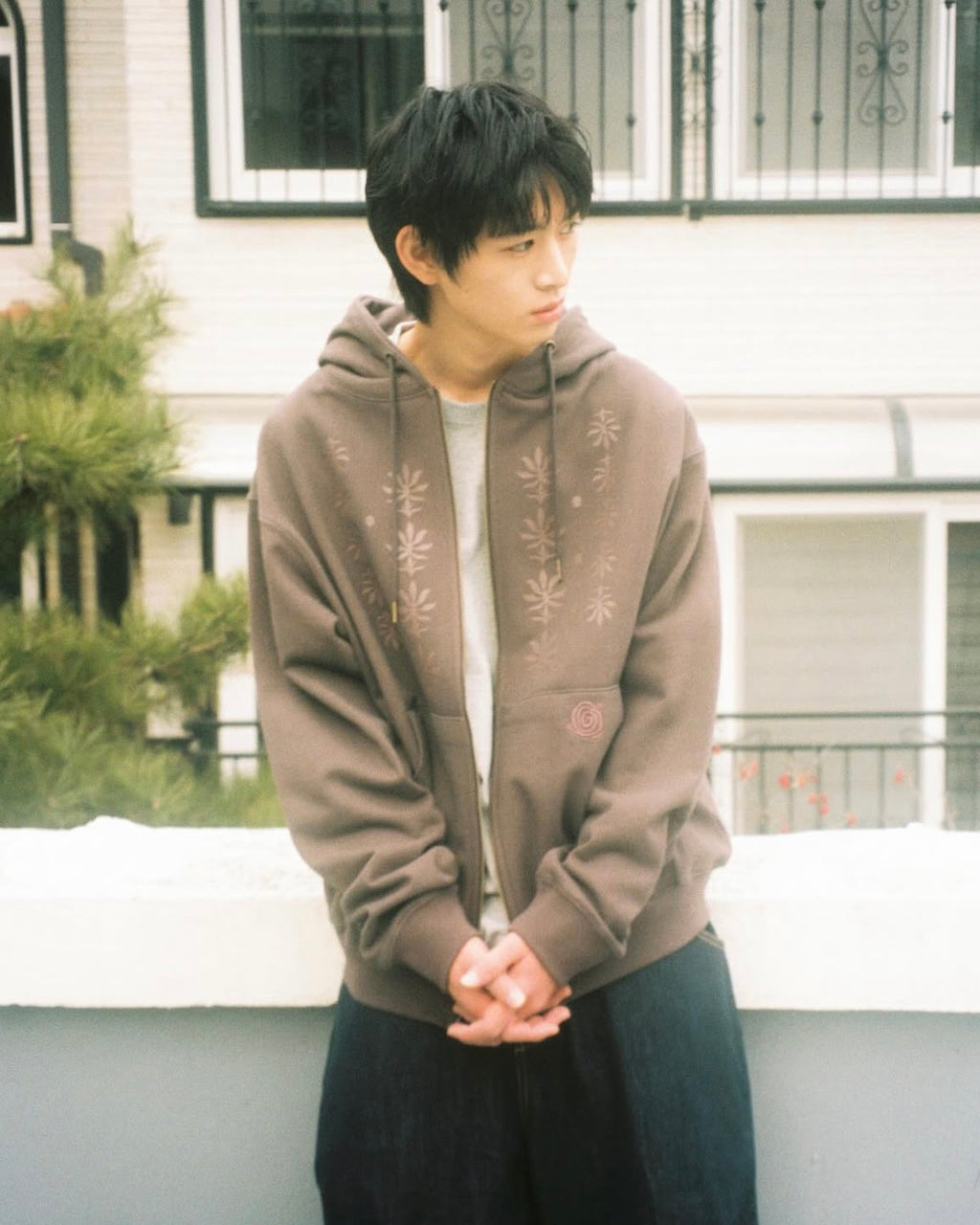 TCM ETHNIC HOODED ZIP-UP (BROWN)