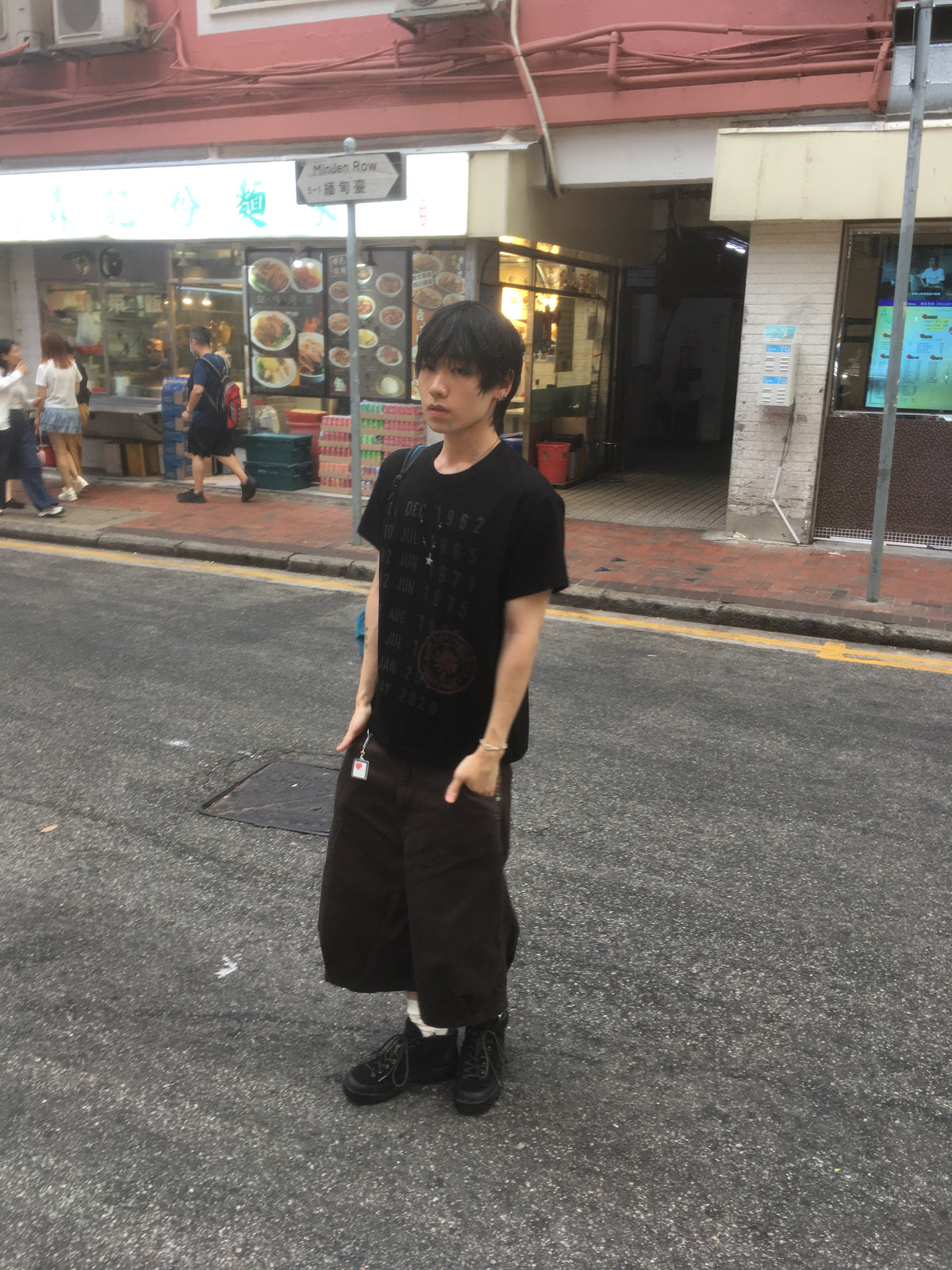 calendar print tee (black)