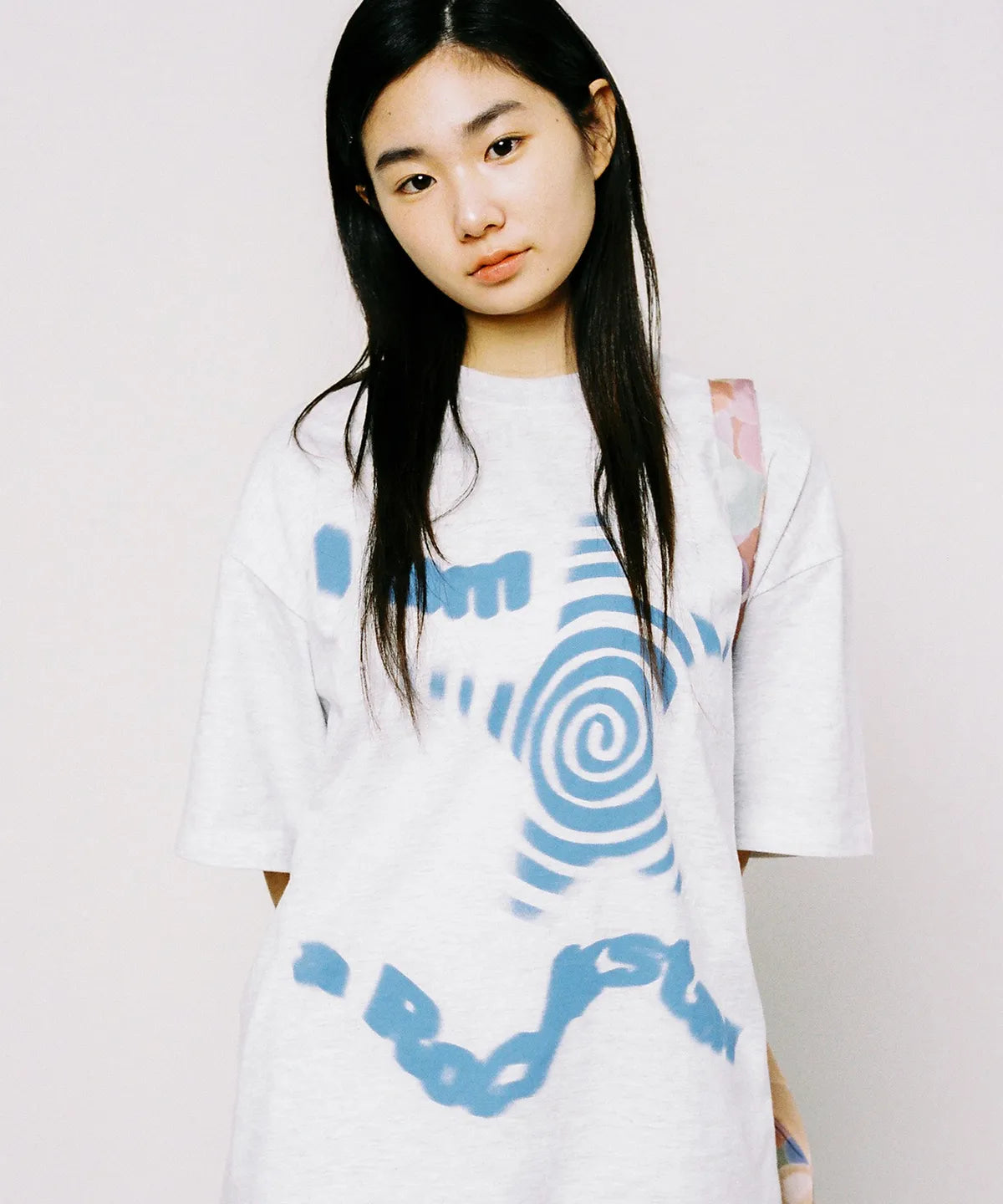 【𝘱𝘳𝘦-𝘰𝘳𝘥𝘦𝘳】Webhouse Twister Rockstar Tee (Ash Grey)