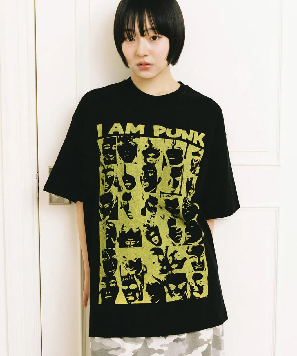 【𝘱𝘳𝘦-𝘰𝘳𝘥𝘦𝘳】Webhouse I AM PUNK Tee (black)