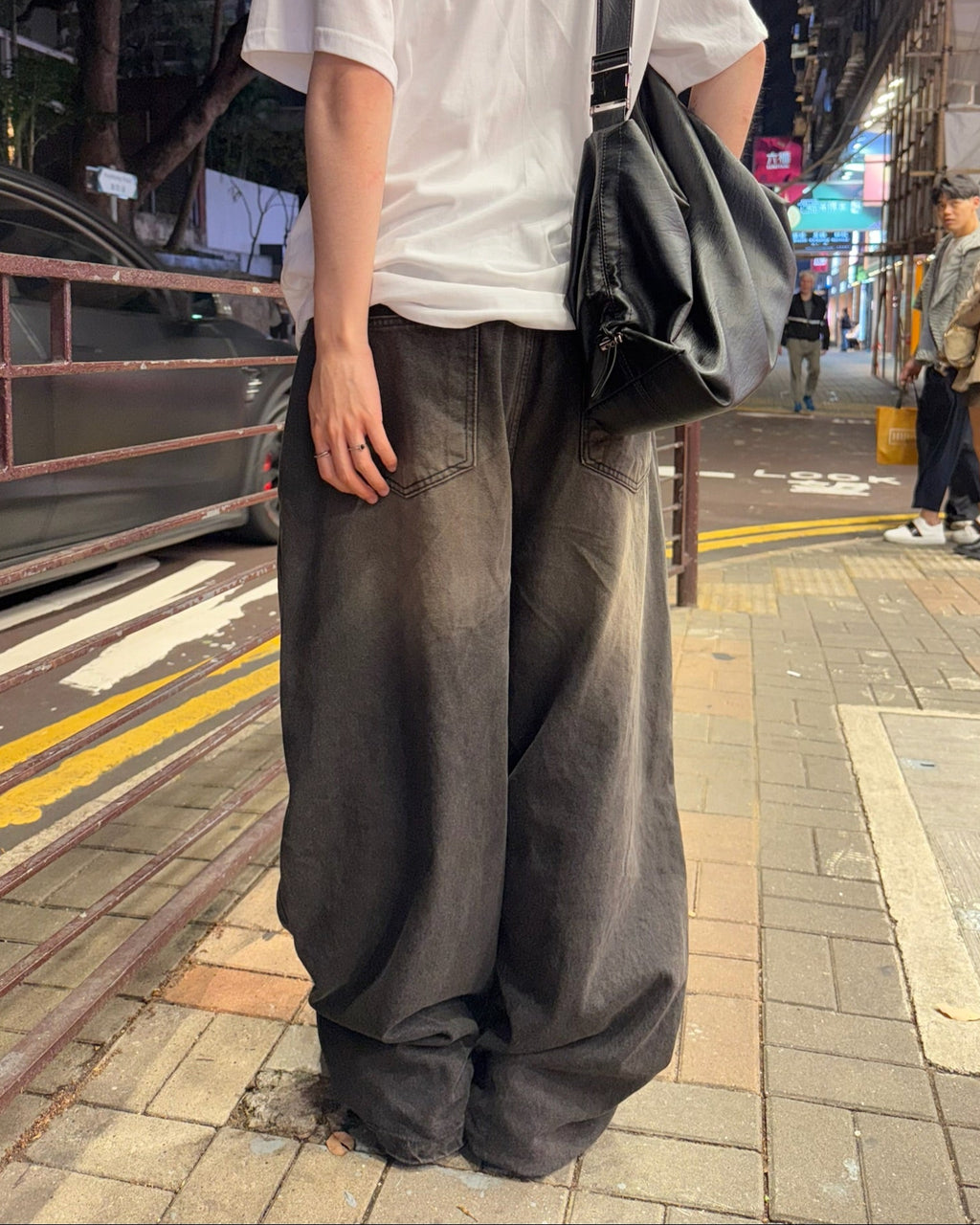 washed string wide jeans (black)