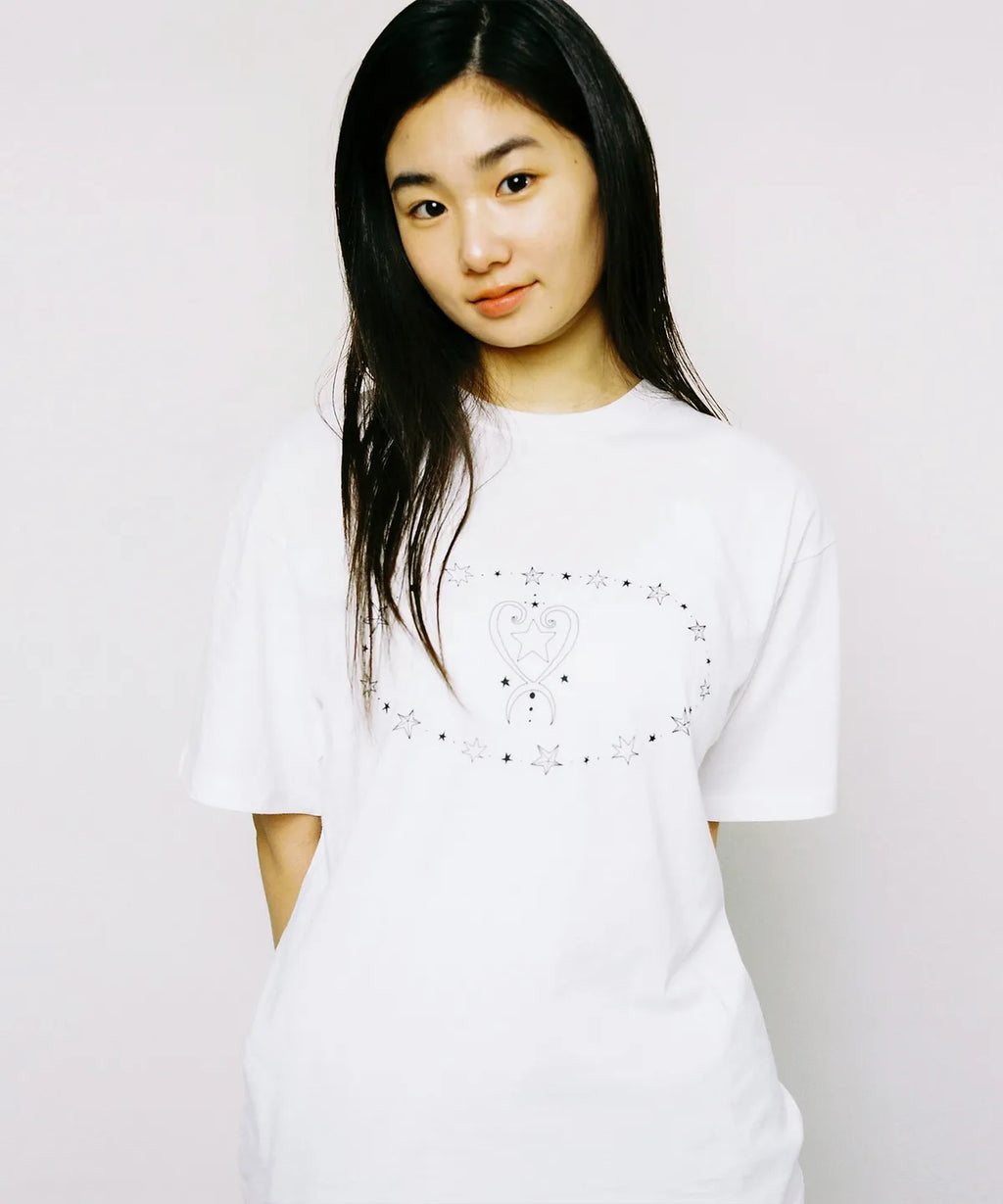 【𝘱𝘳𝘦-𝘰𝘳𝘥𝘦𝘳】Webhouse Heart Loop Tee (White)