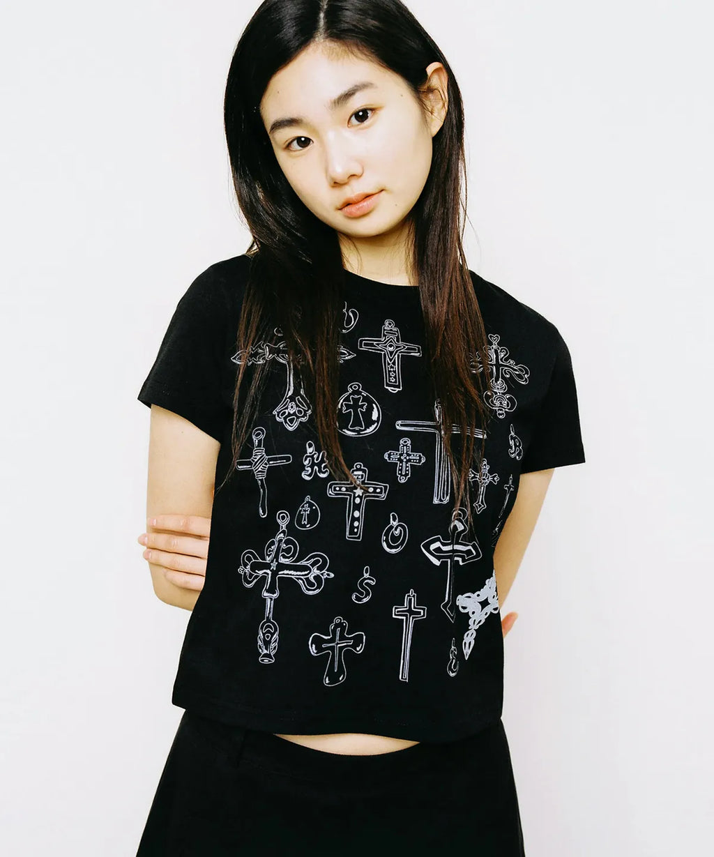 【𝘱𝘳𝘦-𝘰𝘳𝘥𝘦𝘳】Webhouse Sketch Cross Angel Tee (Black)