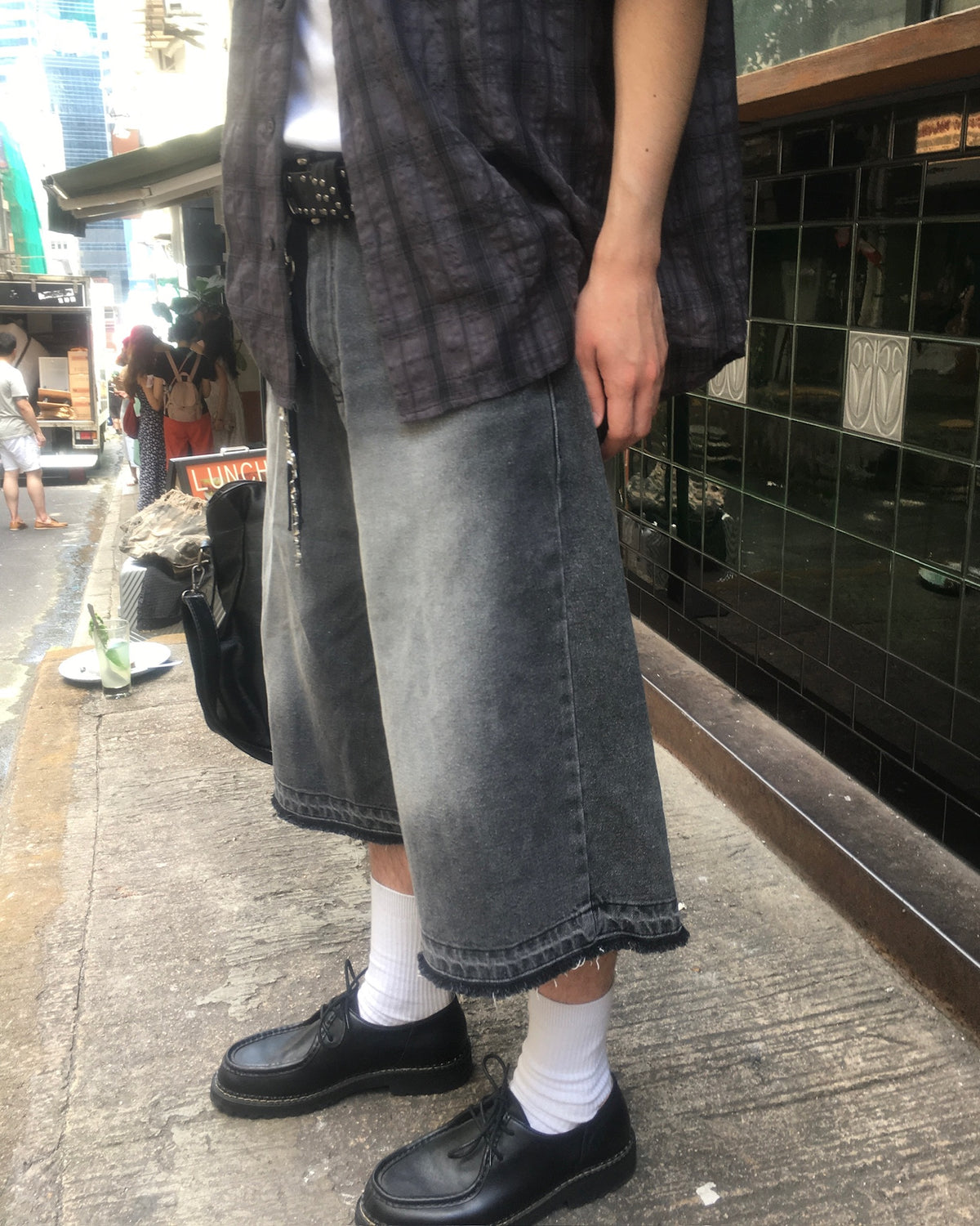 deck washed bermuda jeans (black)
