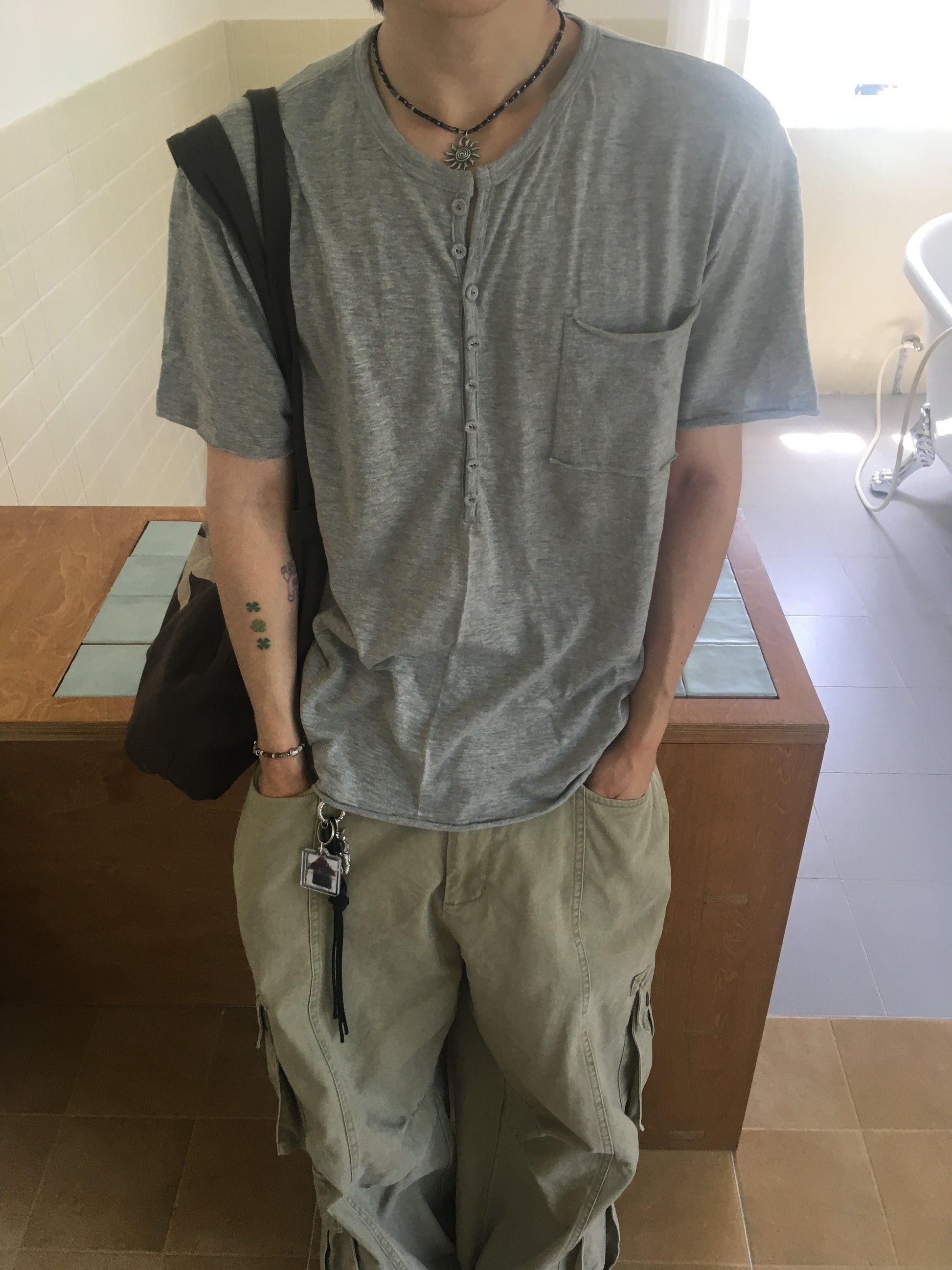 henley button tee (grey)
