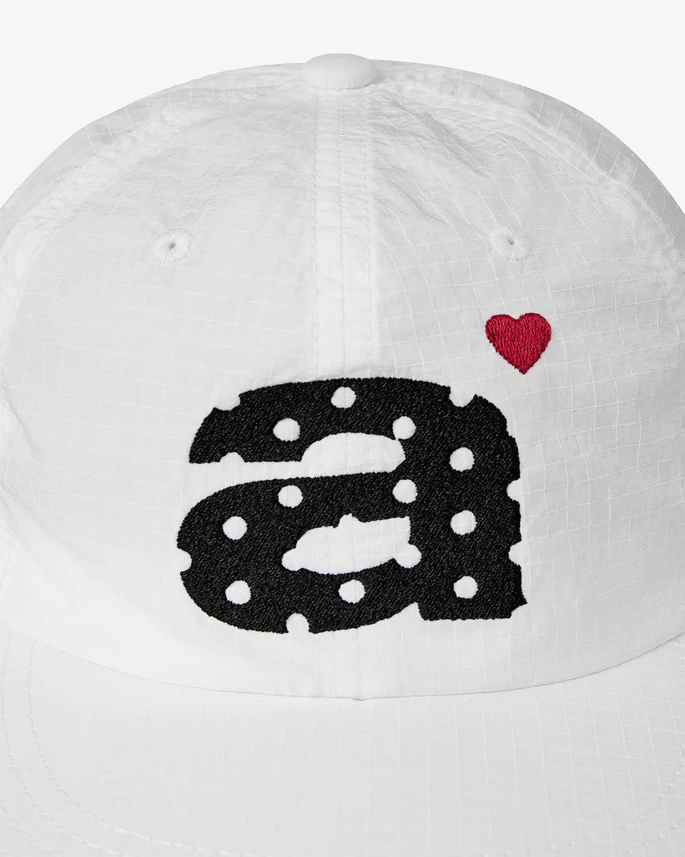 AEAE DOT SMALL LETTER NYLON CAP (WHITE)