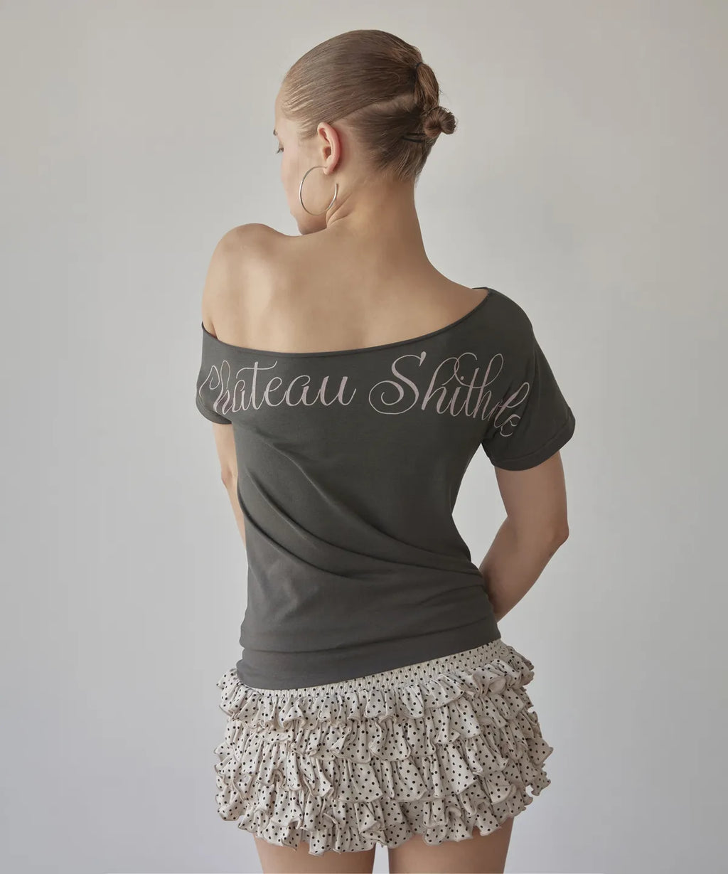 【𝘱𝘳𝘦-𝘰𝘳𝘥𝘦𝘳】SCULPTOR Chateau Shithole Tie Tee Charcoal