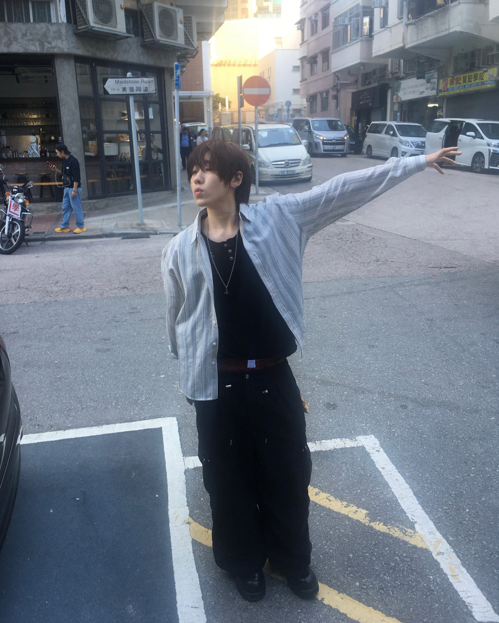 corduroy cargo pants (black)