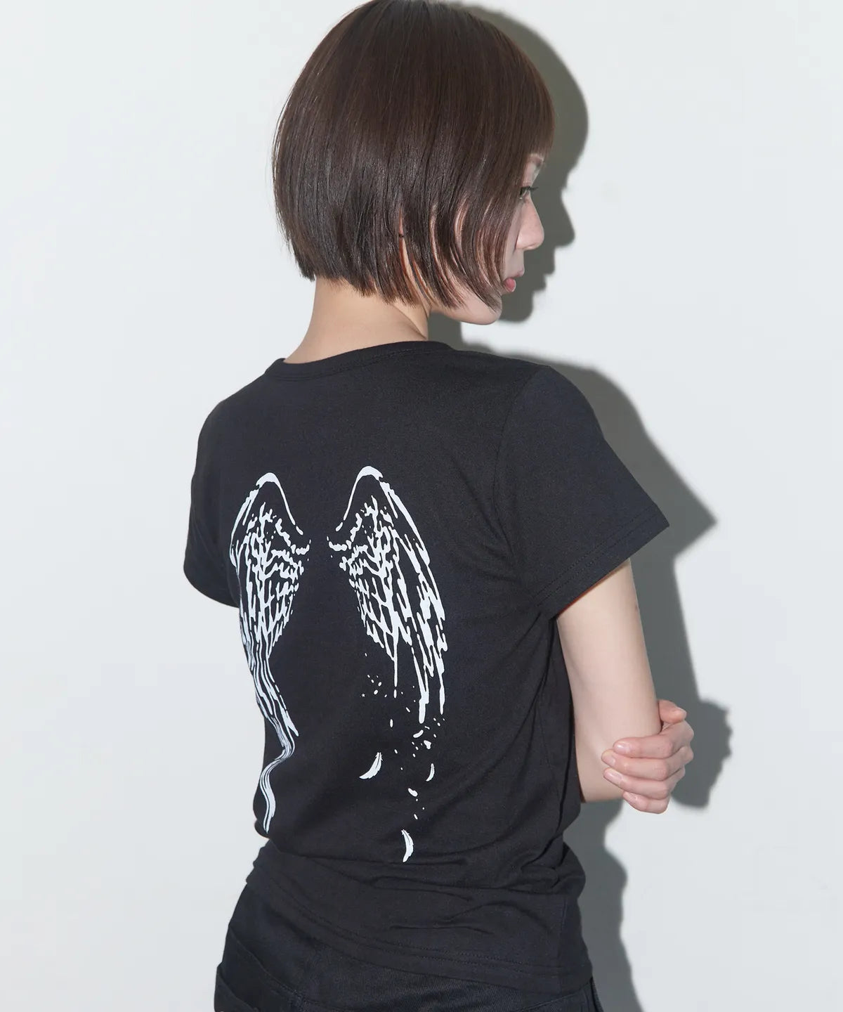 【𝘱𝘳𝘦-𝘰𝘳𝘥𝘦𝘳】FANCY CLUB Rivers of Heaven Crop Tee (BLACK)