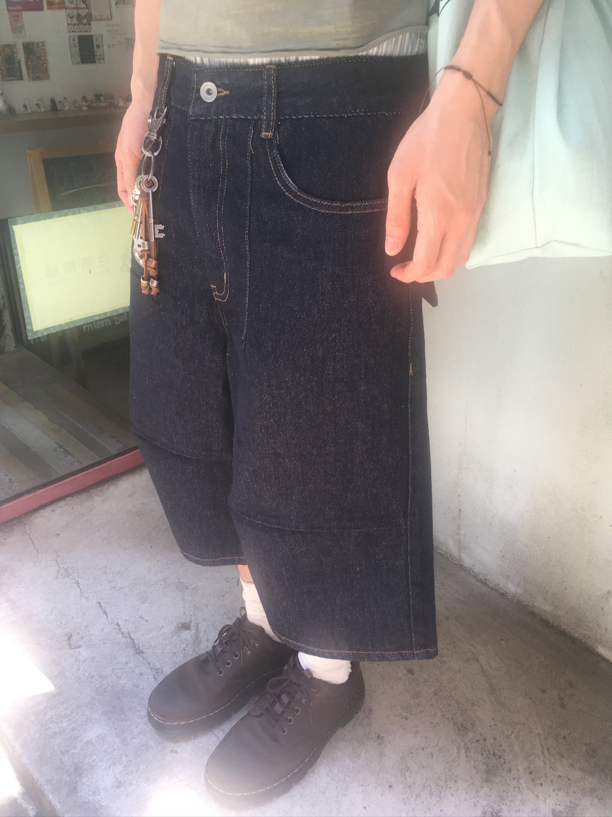 cinch back half raw jeans