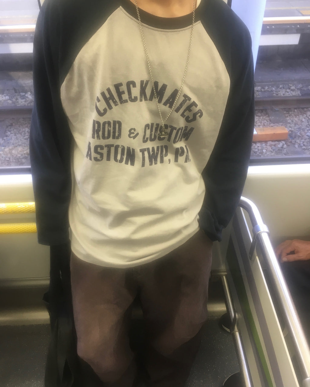 checkmates raglan tee (navy/grey) (men)