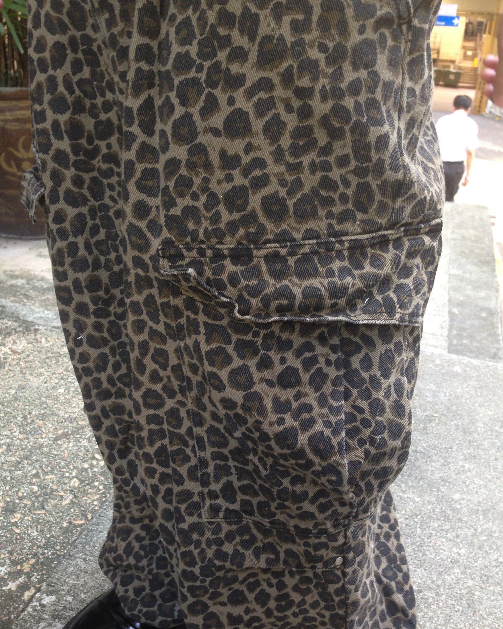 leopard work pants (men wear)