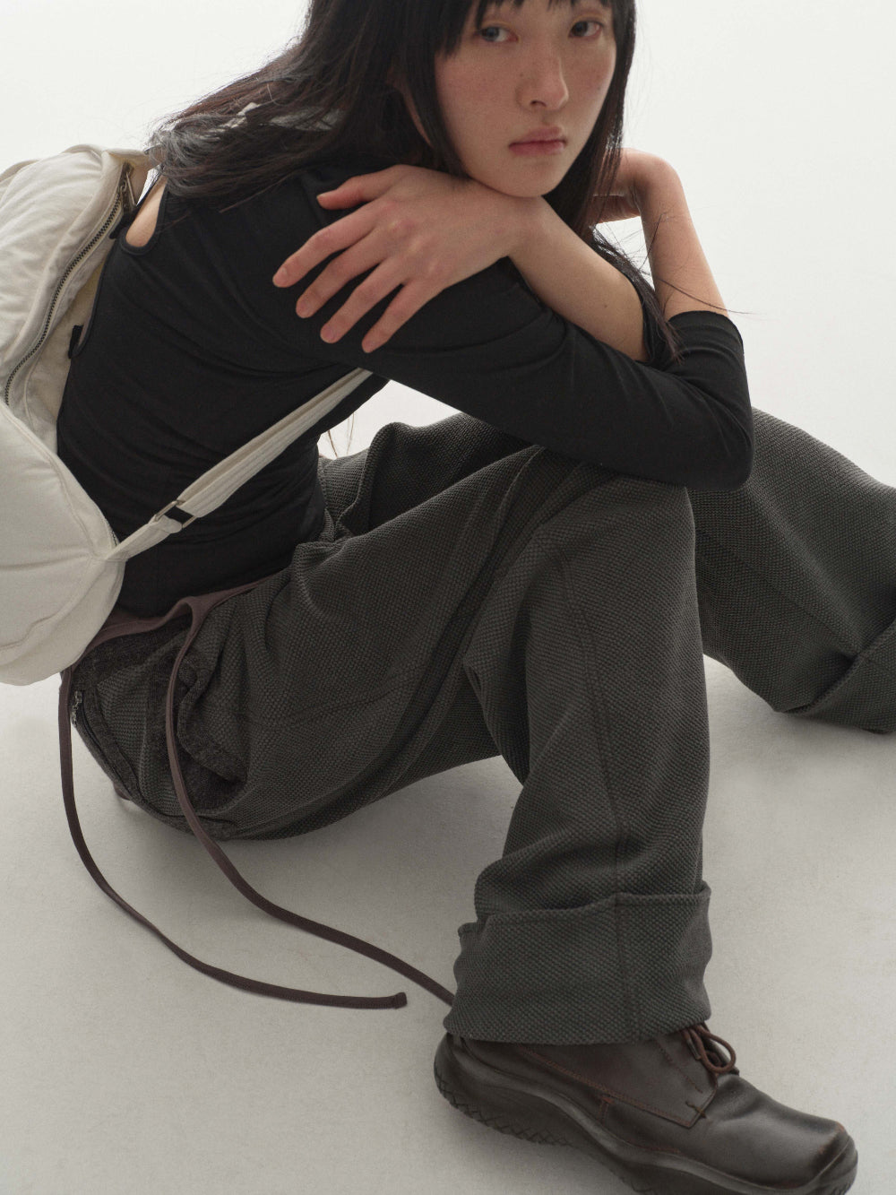 ✪【𝘱𝘳𝘦-𝘰𝘳𝘥𝘦𝘳】coyseio ribbed band pants (charcoal)