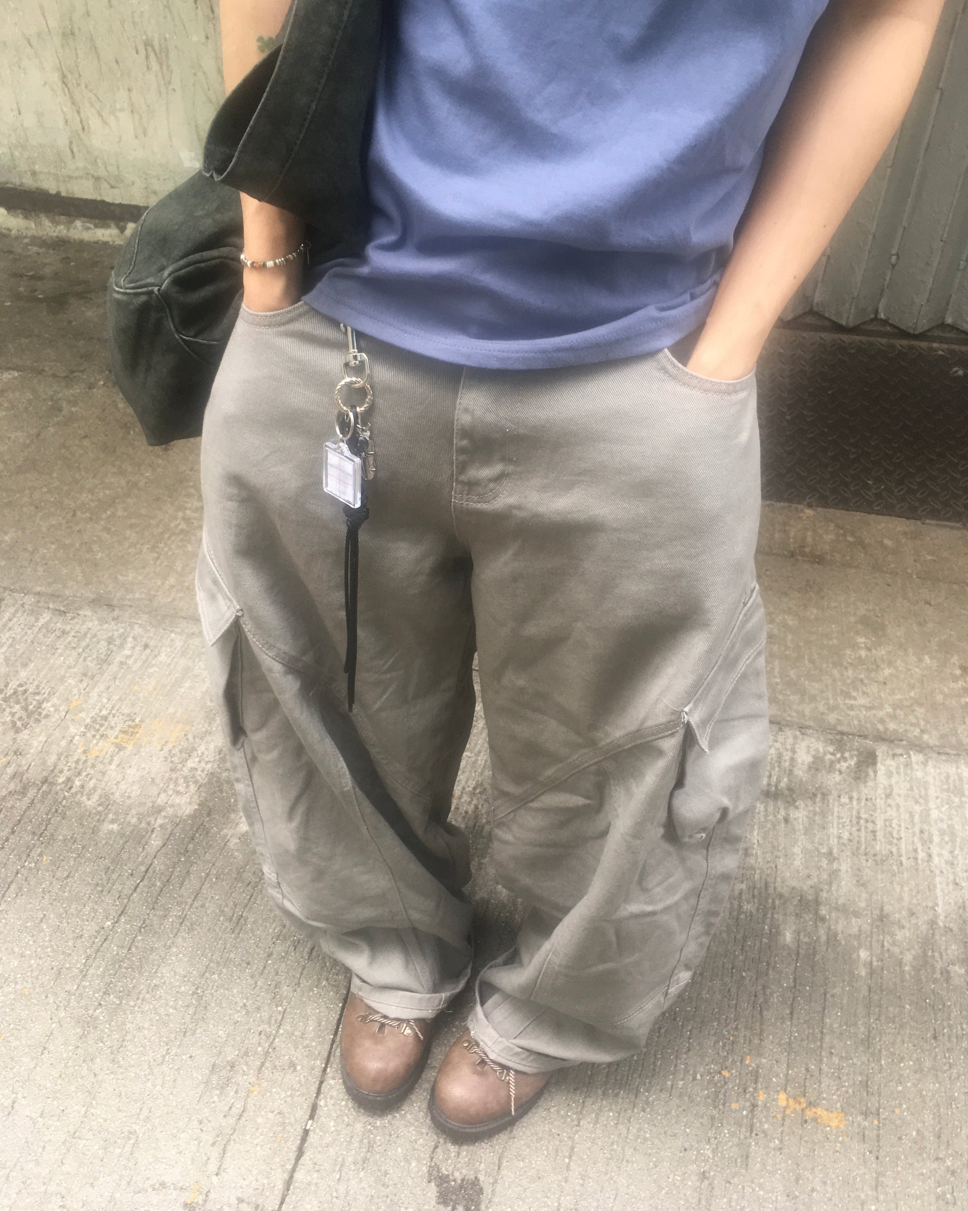 multi-seam cargo pants (grey)