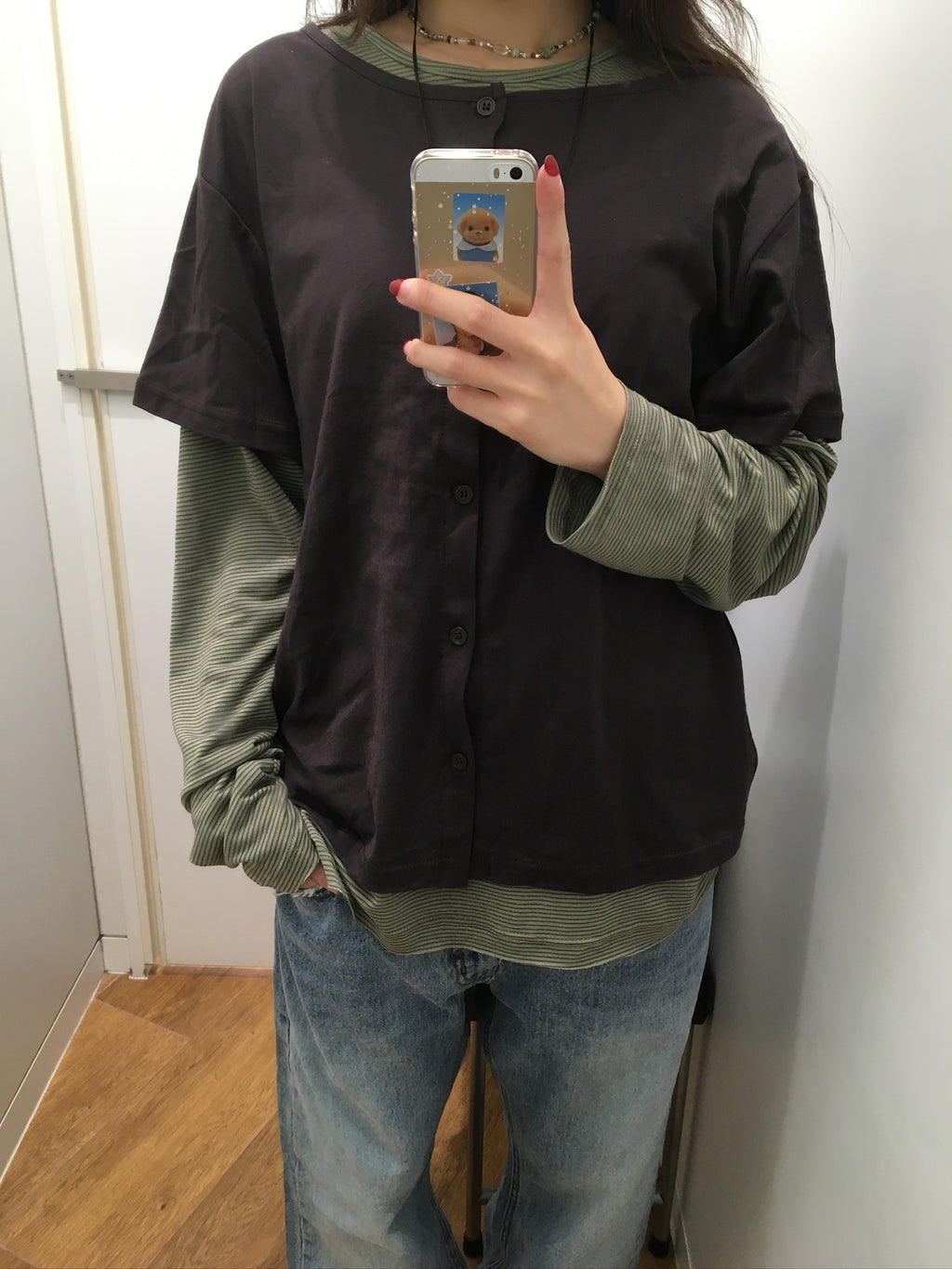 mock layer button tee (brown)