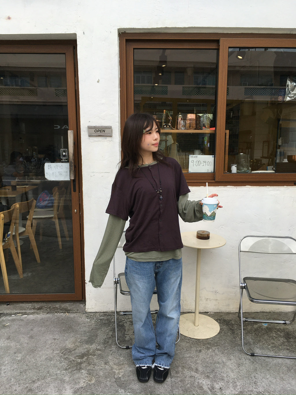 mock layer button tee (brown)