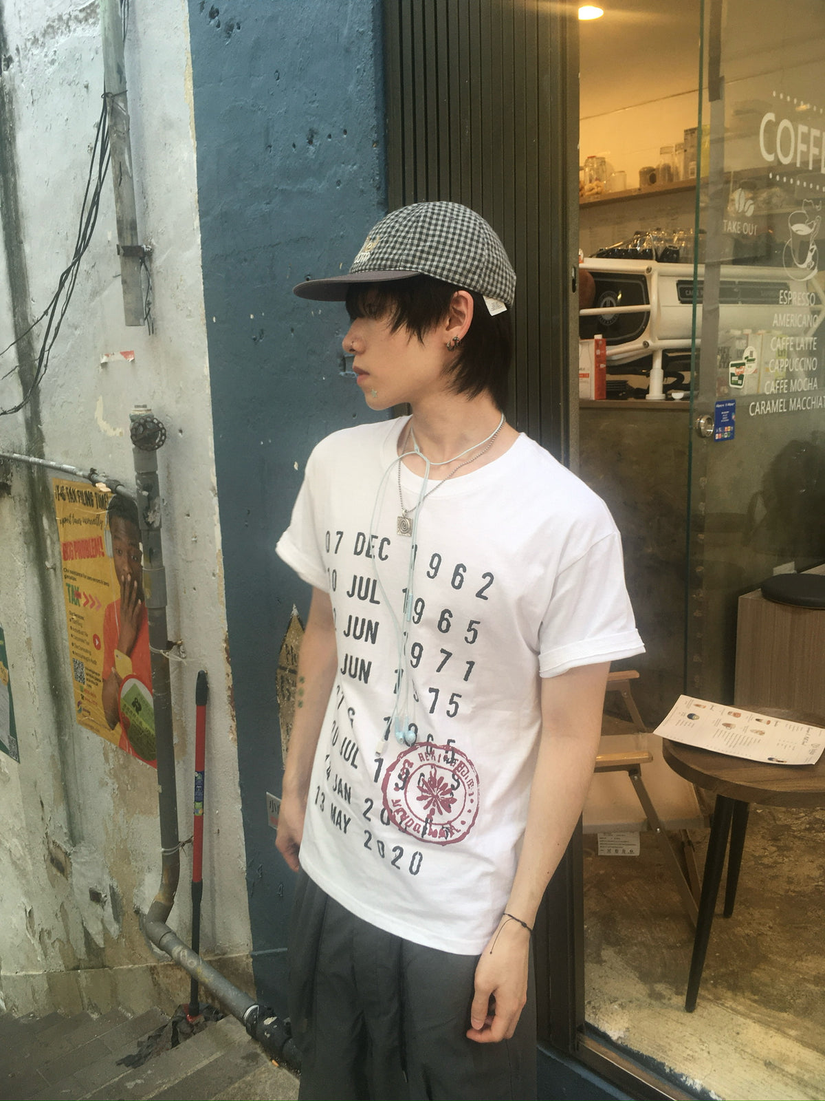 calender print tee (white)