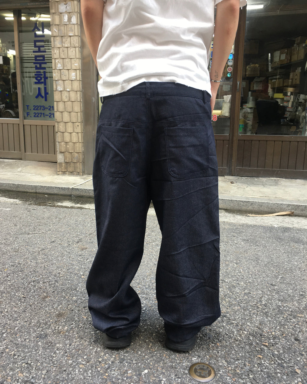 trunk layered raw jeans (blue)