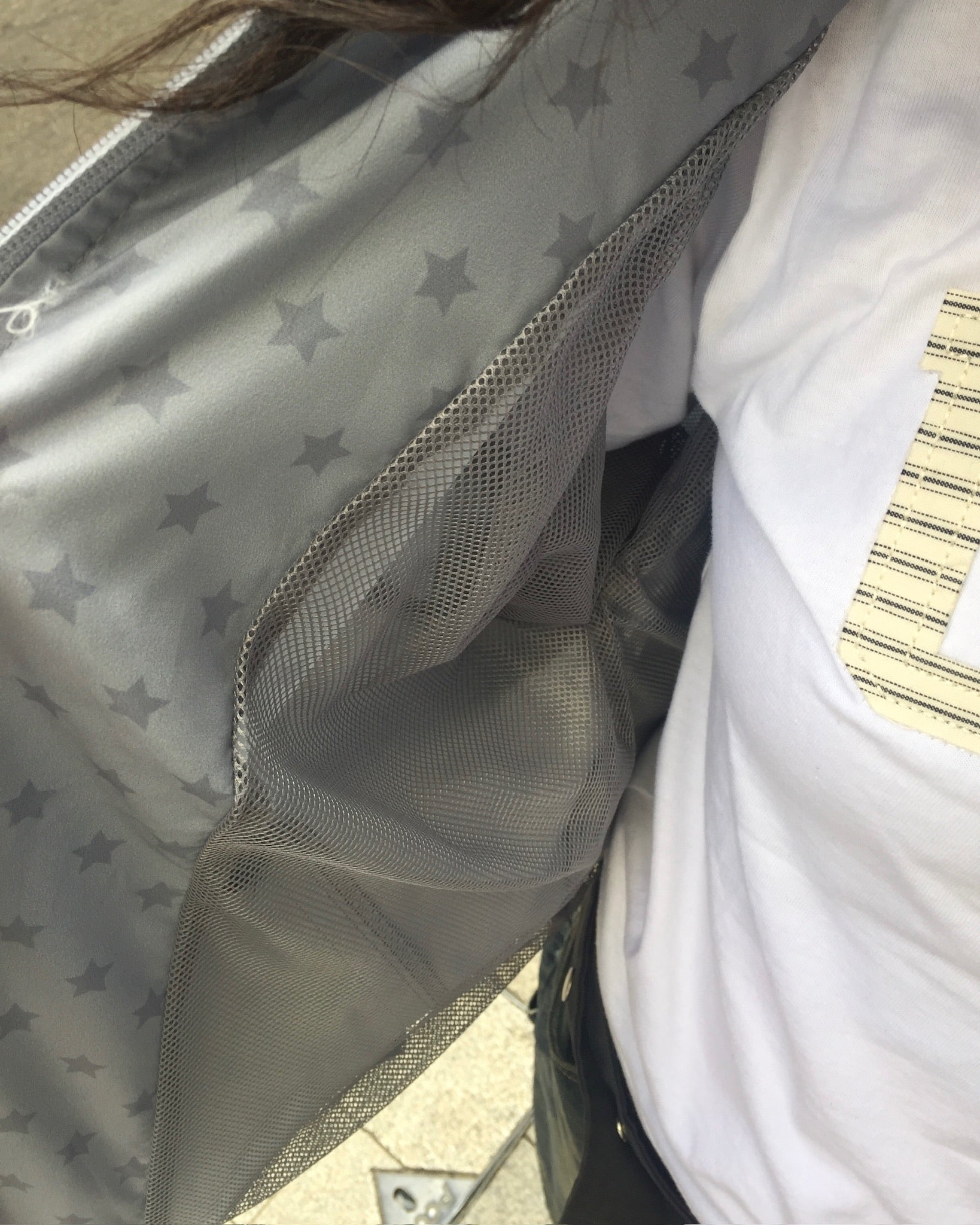 (in stock) star windbreaker jumper (grey)