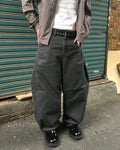 wavy chino pants (charcoal)