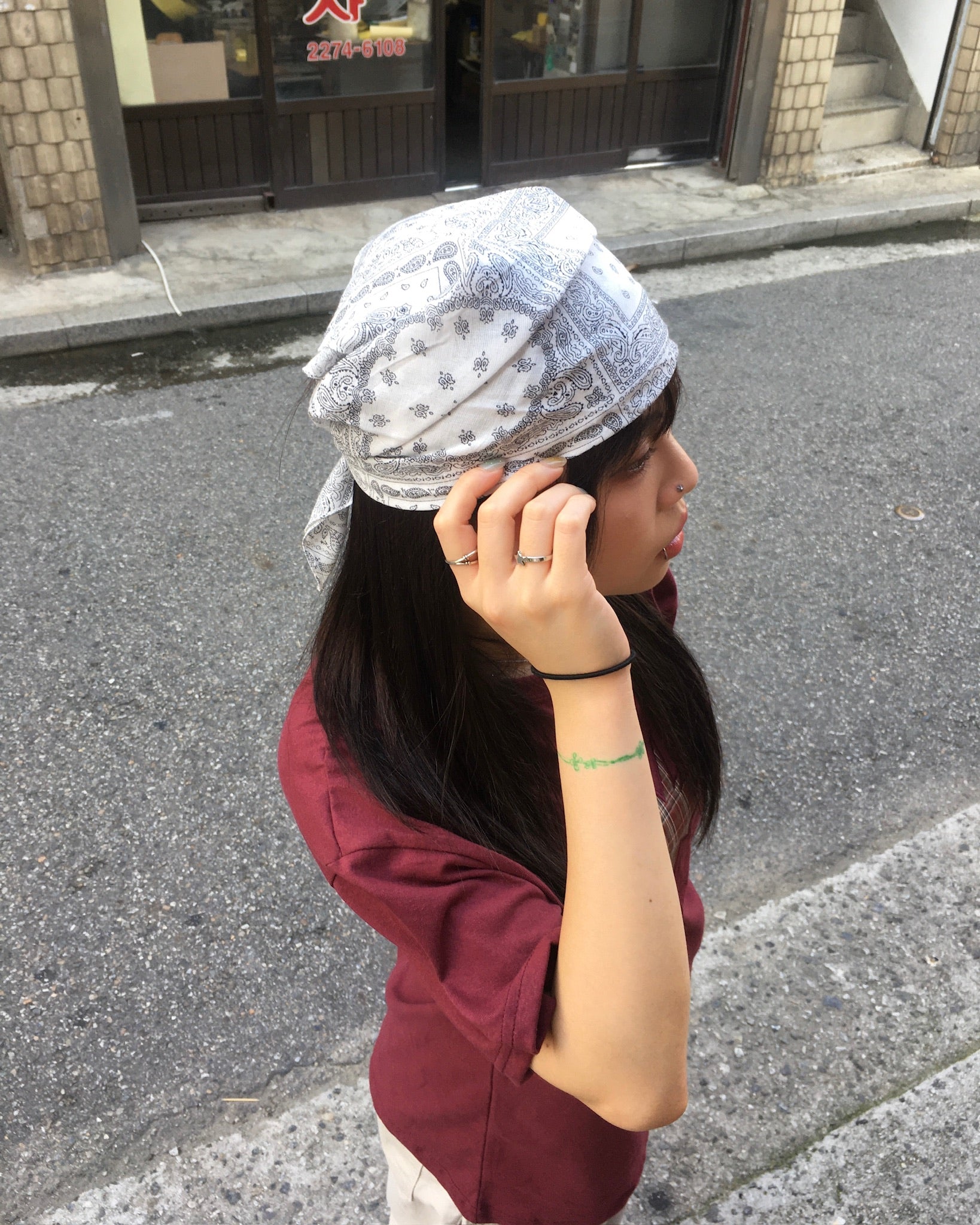 paisley printed scarf (white)