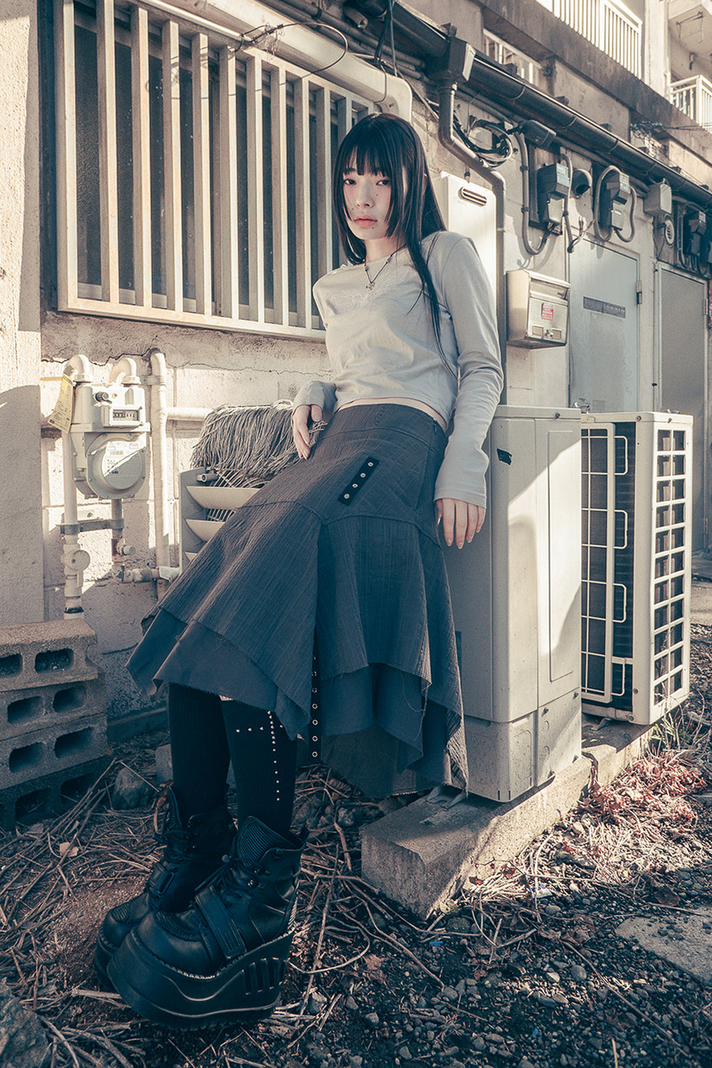 HUGYOURSKIN ANGEL WING TOP (GREY)