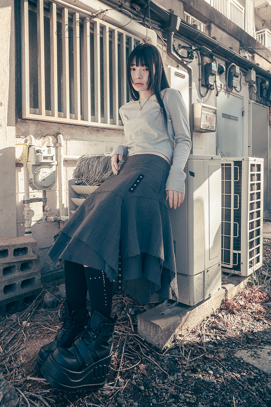 HUGYOURSKIN ANGEL WING TOP (GREY)
