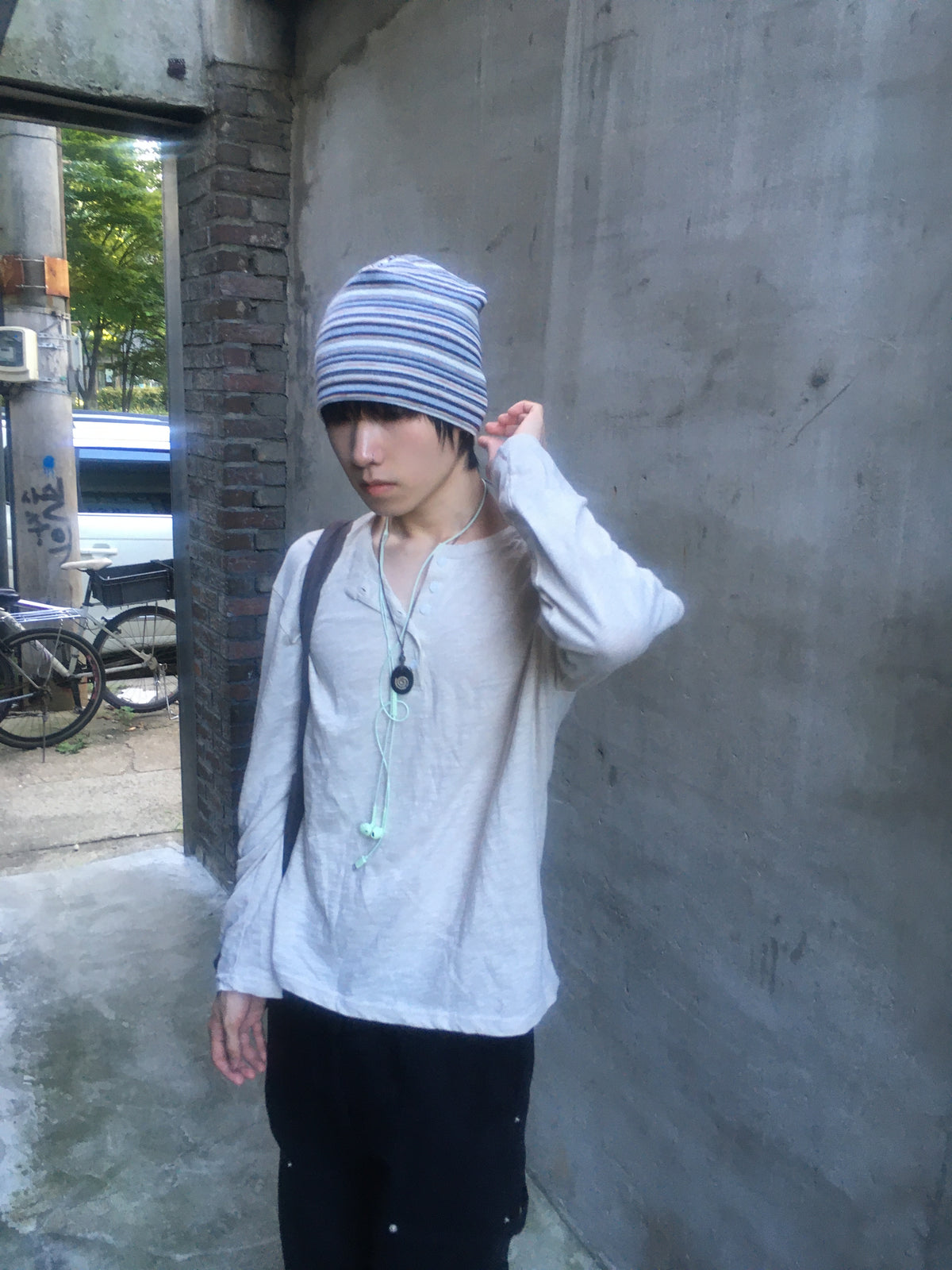 coco stripe beanie (black)