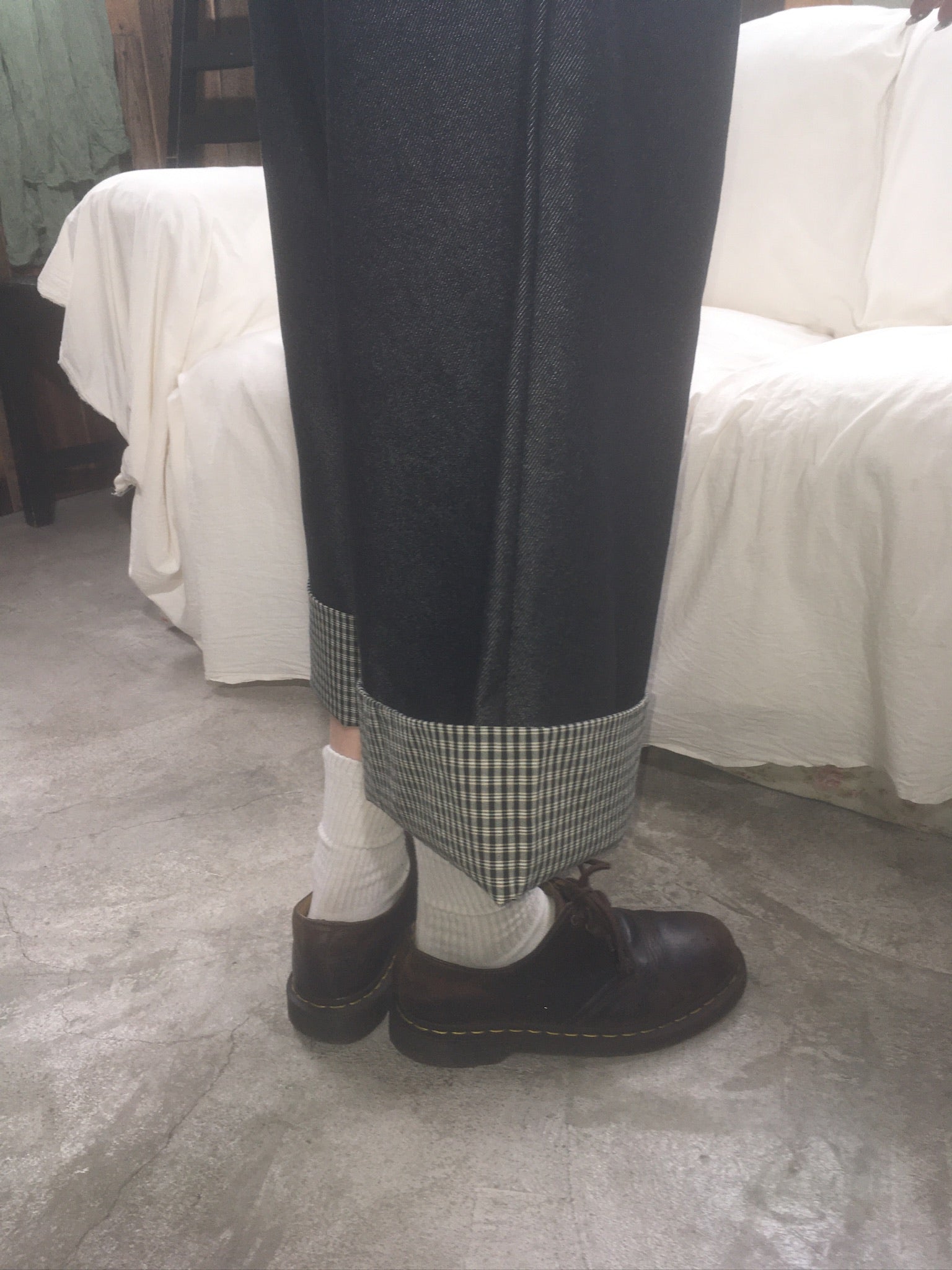 check roll-up pants