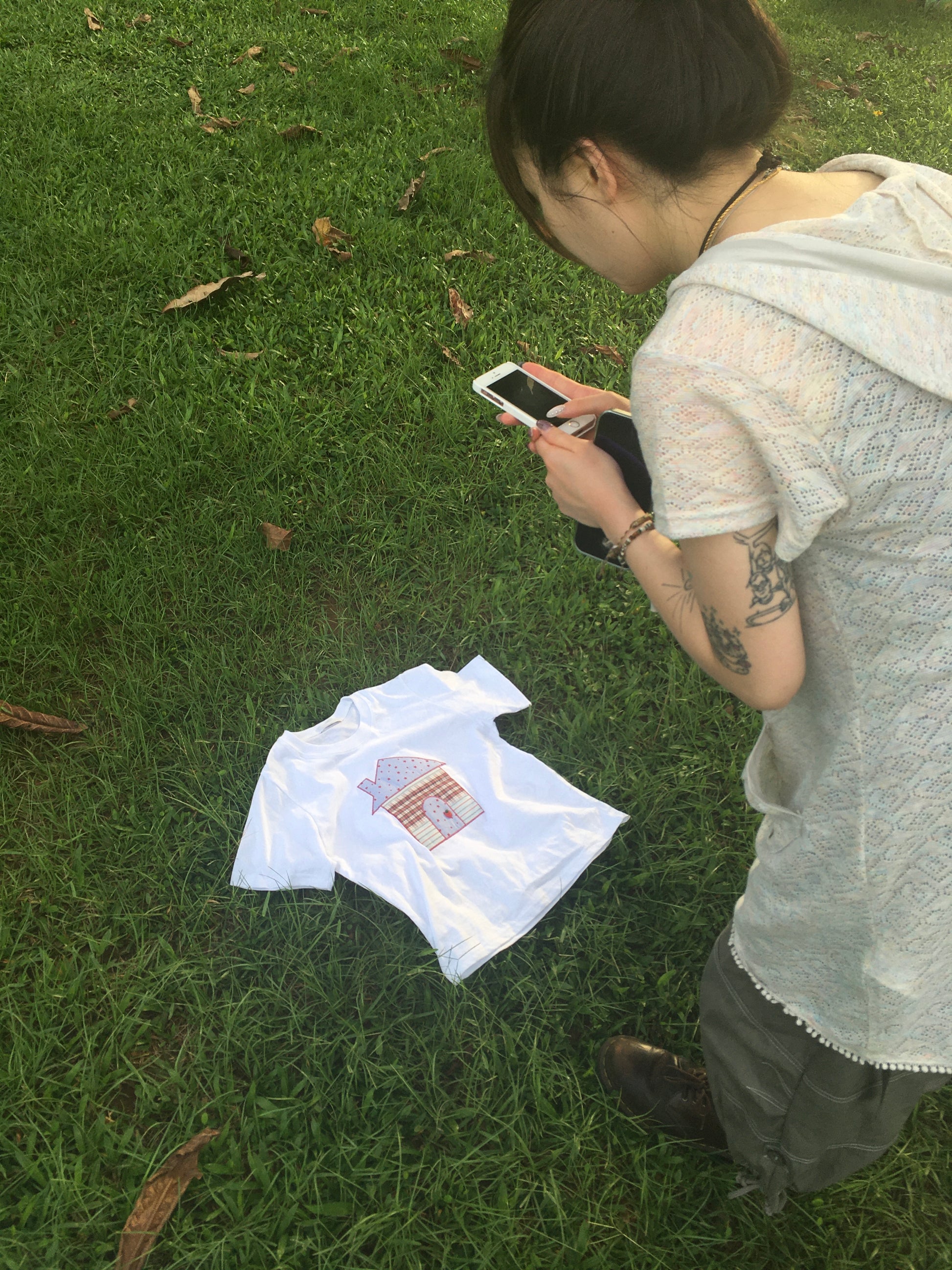 house tee (white)