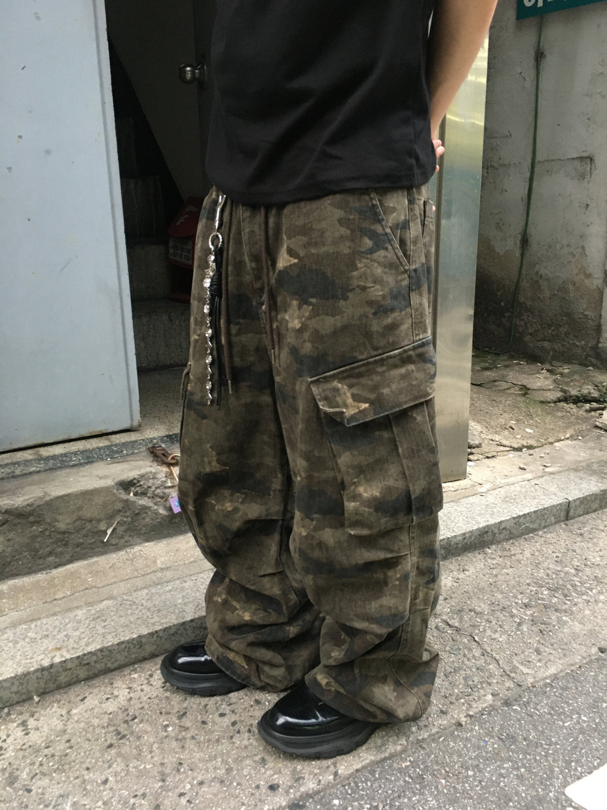 camo work cargo pants