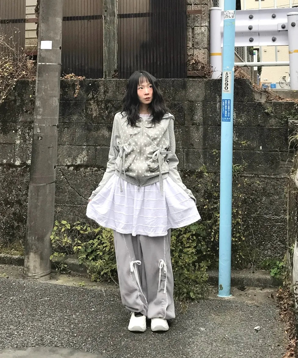 HUGYOURSKIN DOT BIG POCKET HOODIE (GREY)